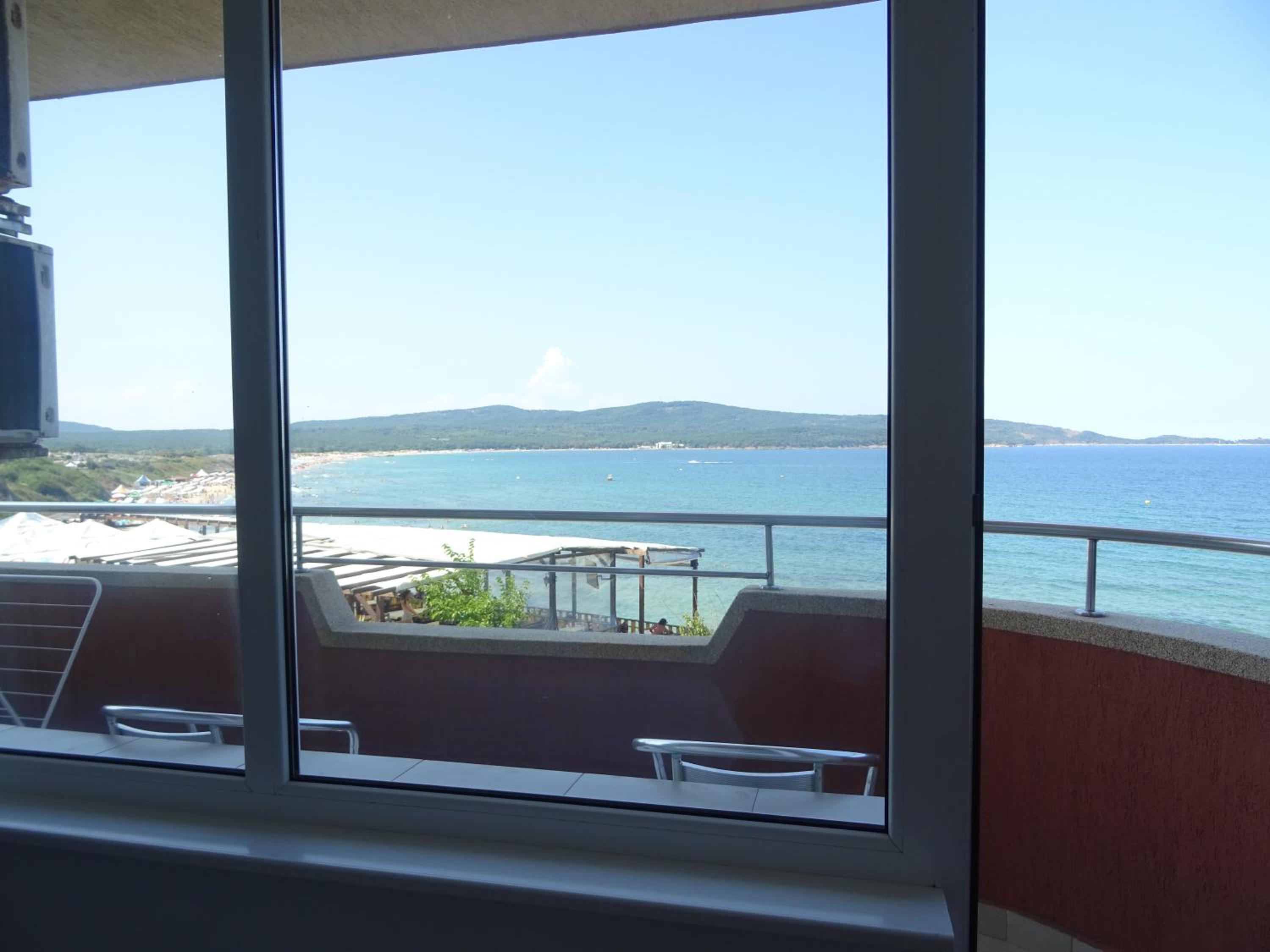 Dobrevi Guest House