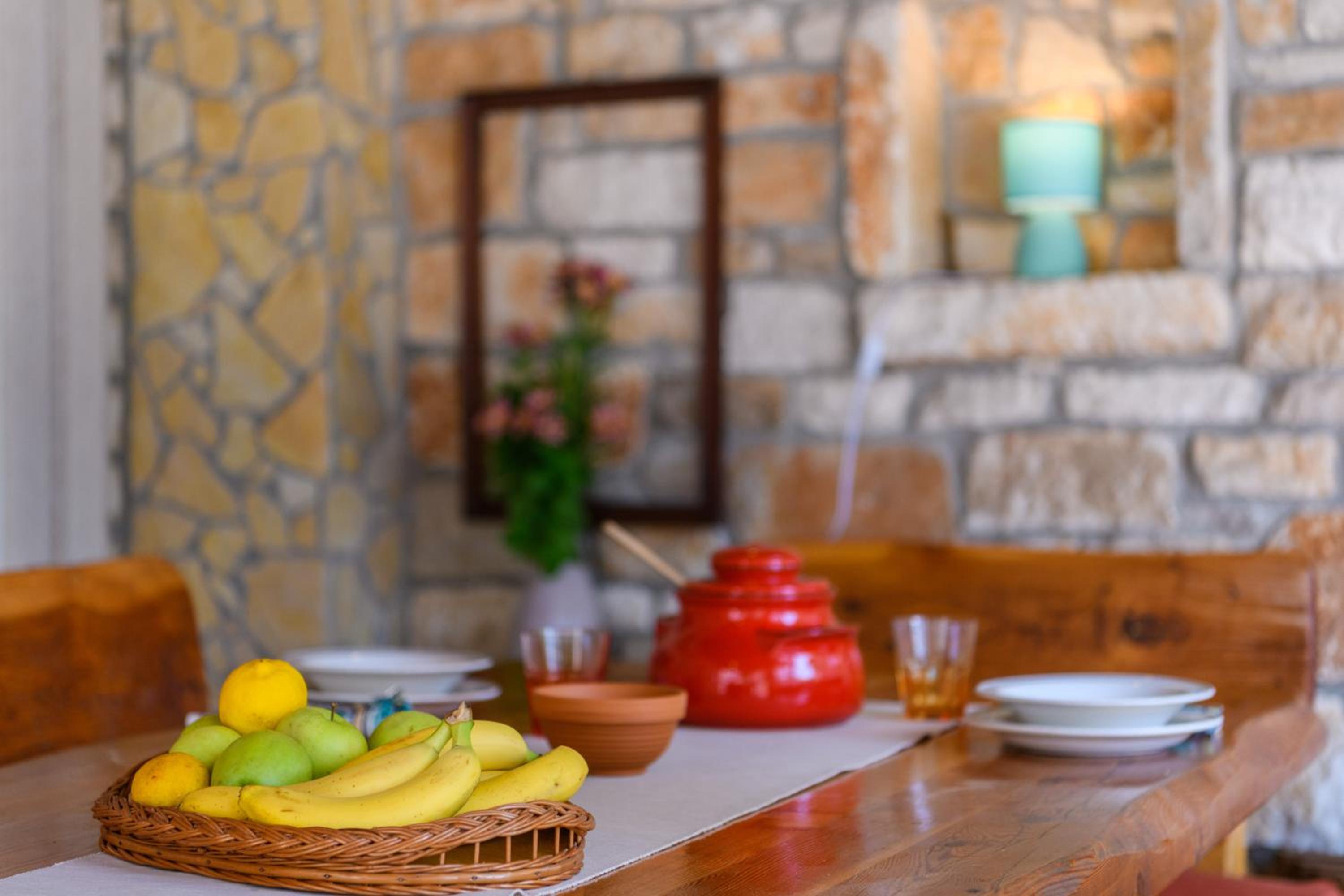 Rustic Istrian house Varesco view 3