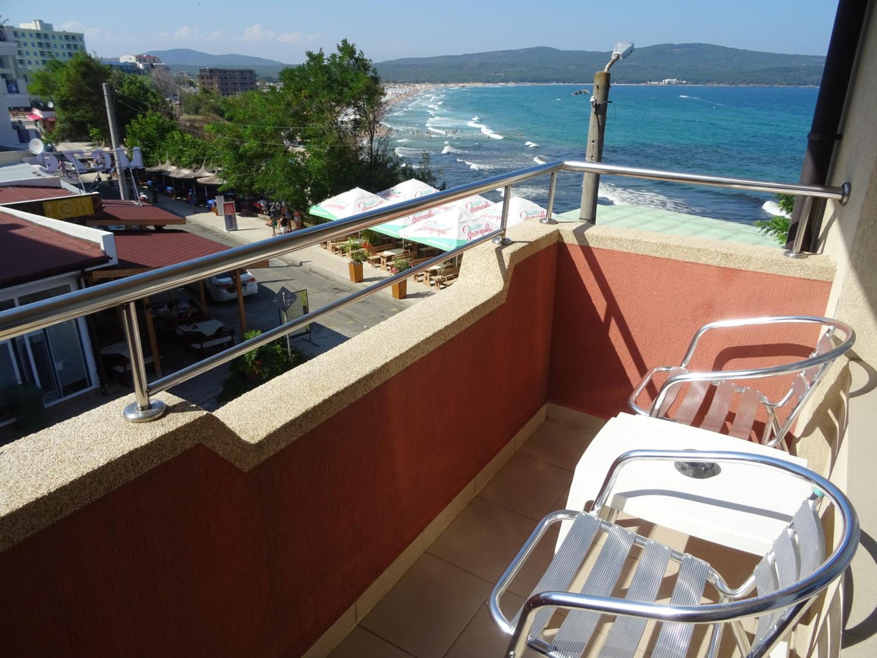 Dobrevi Guest House