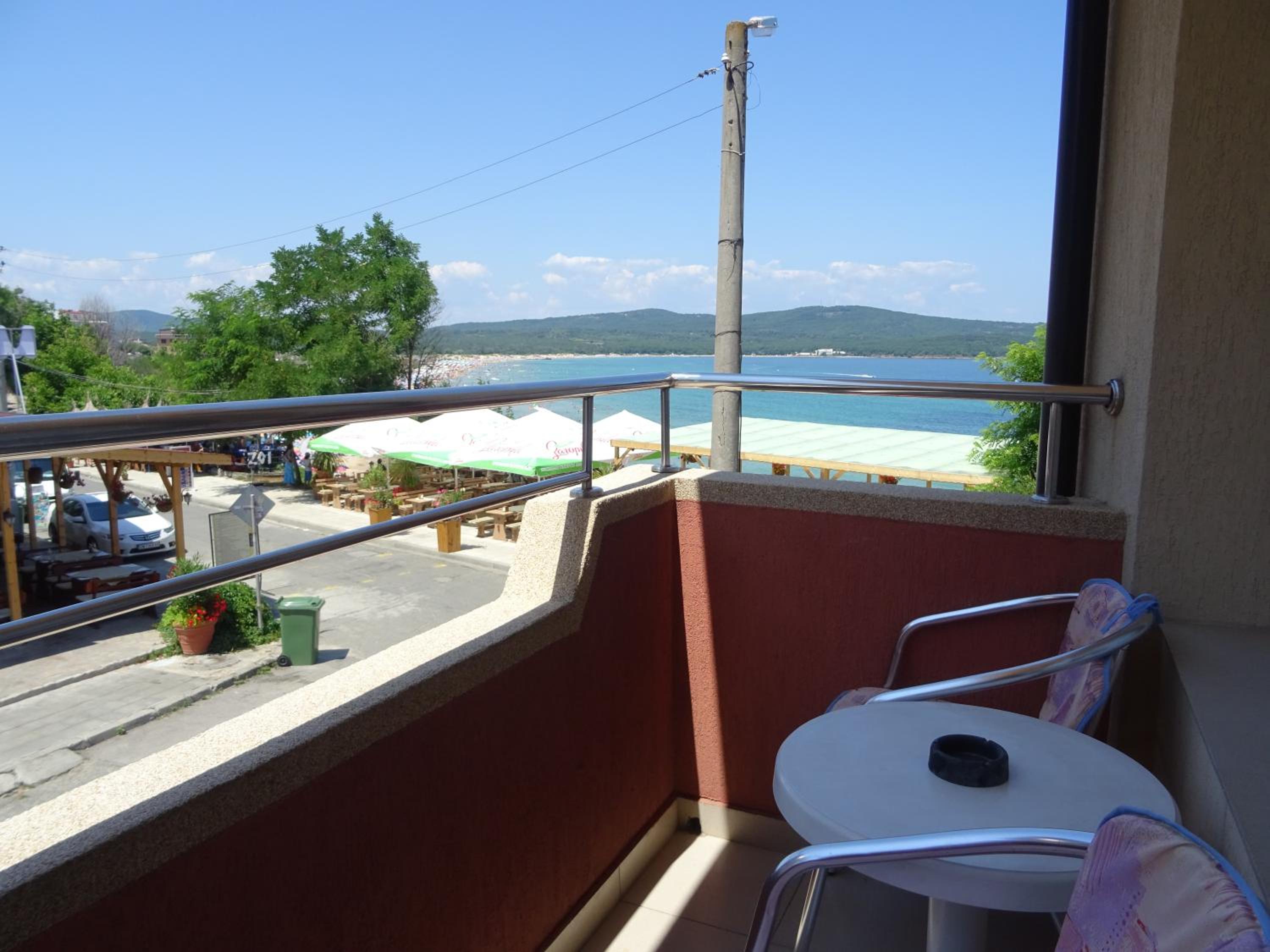 Dobrevi Guest House