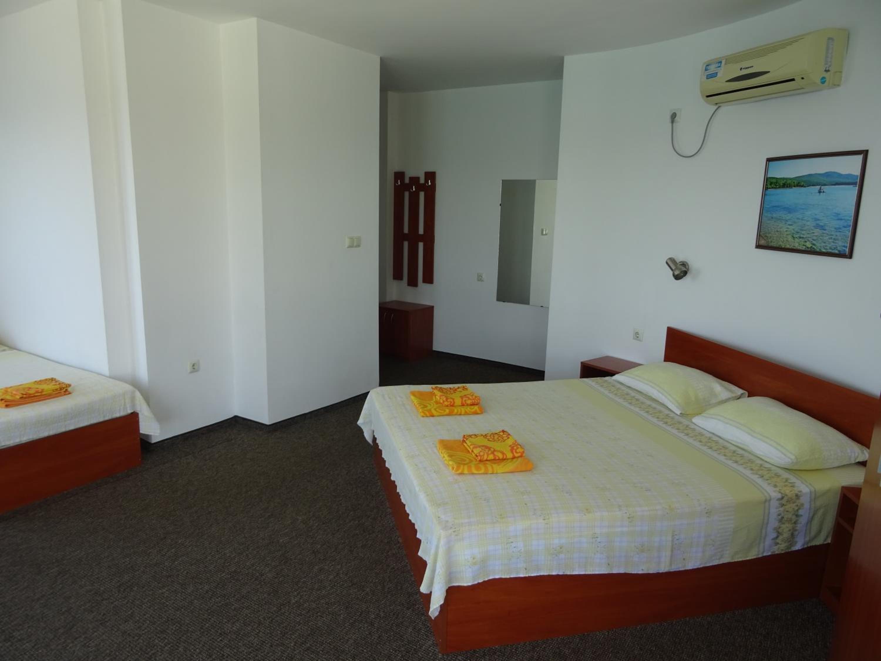 Dobrevi Guest House