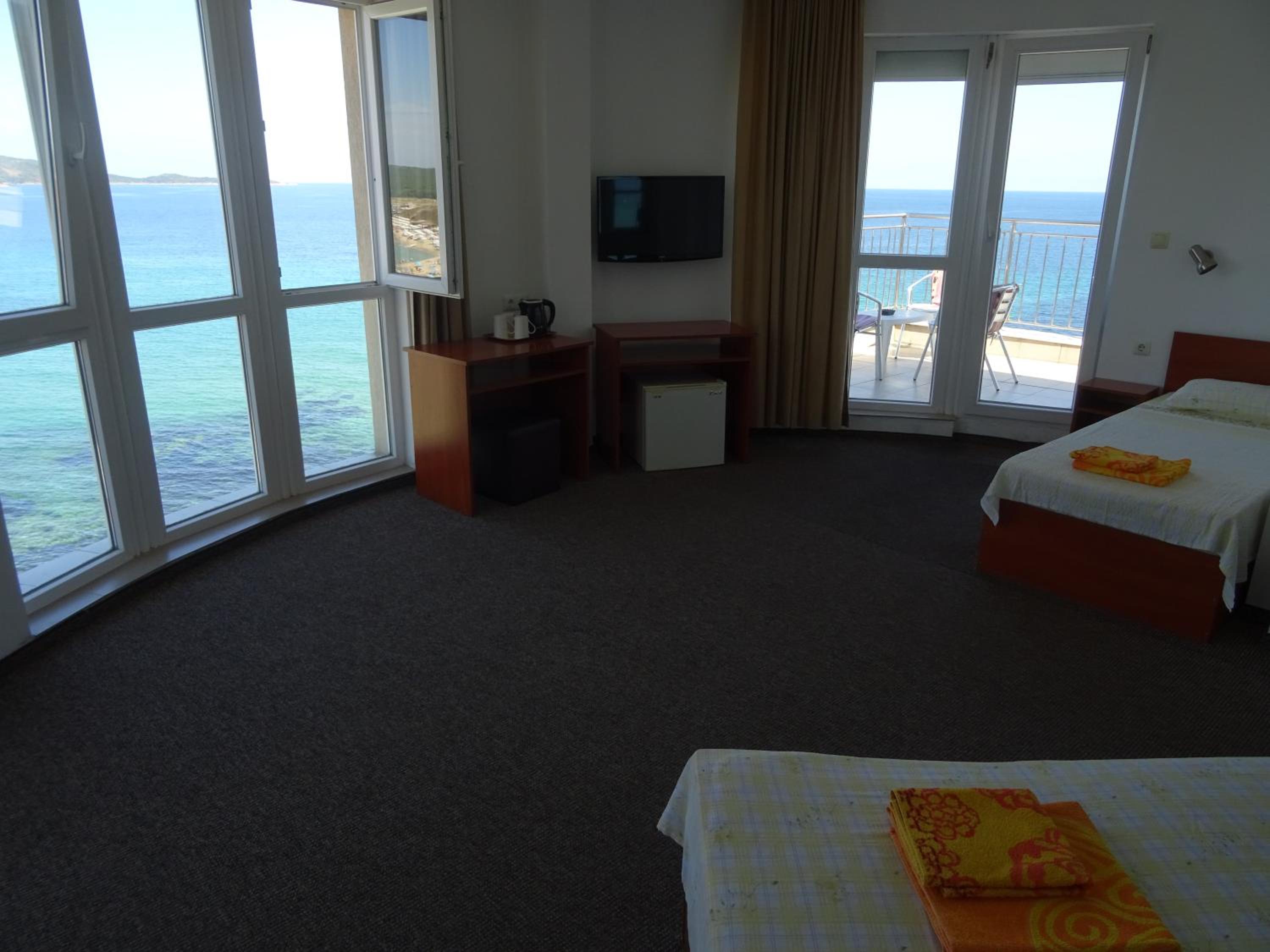 Dobrevi Guest House