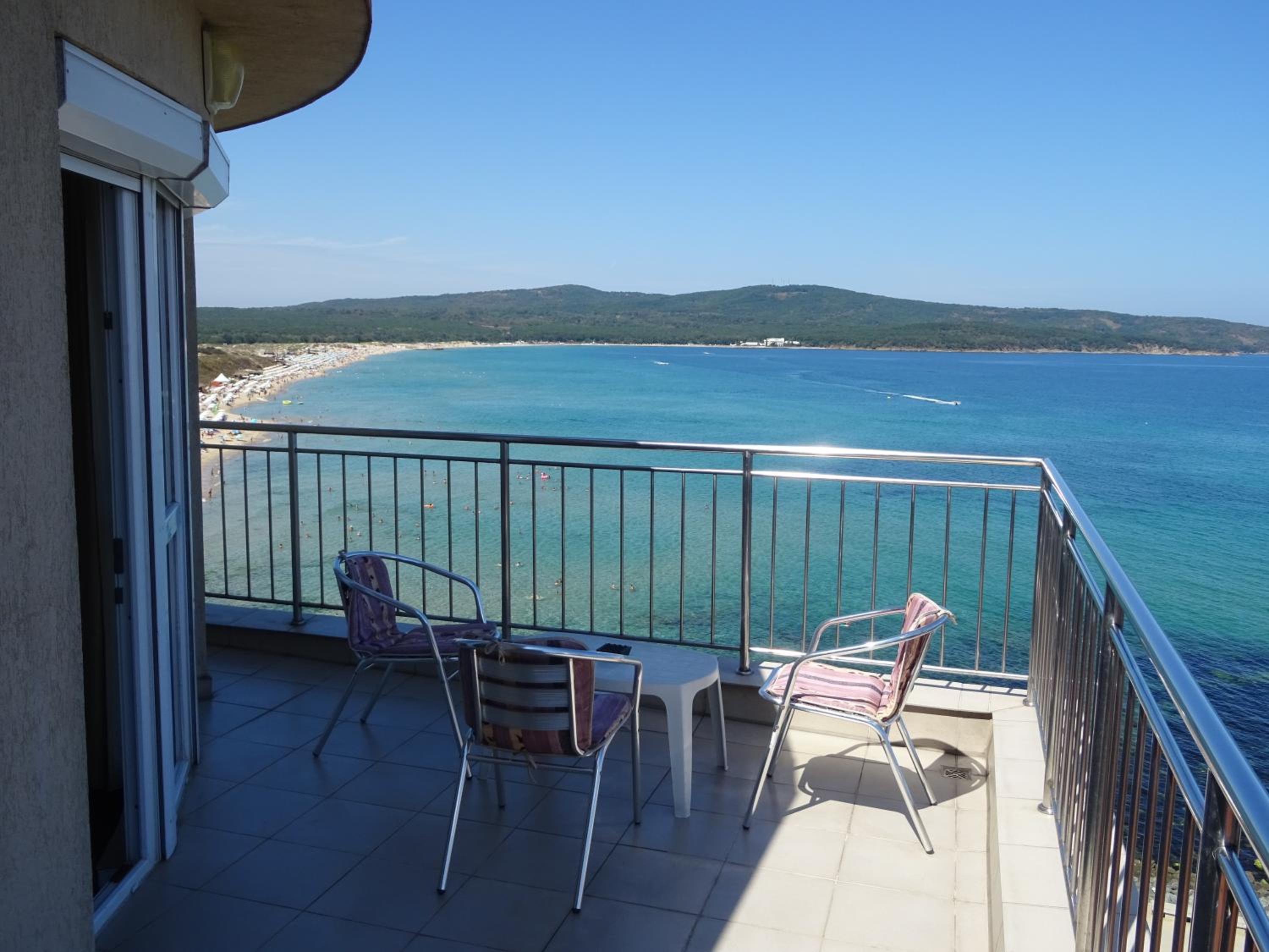Dobrevi Guest House