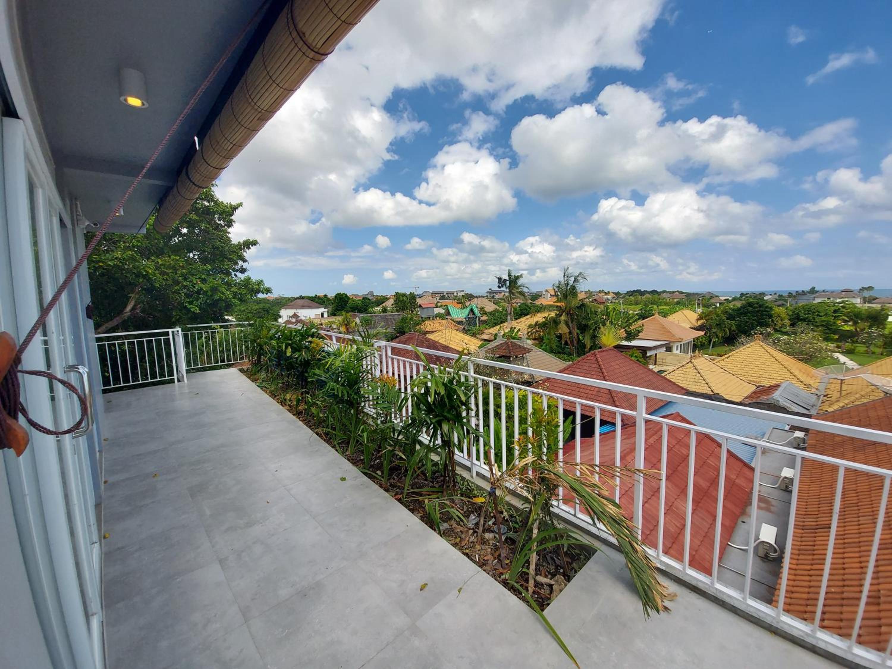 Lushy Hostel Canggu - Image 2