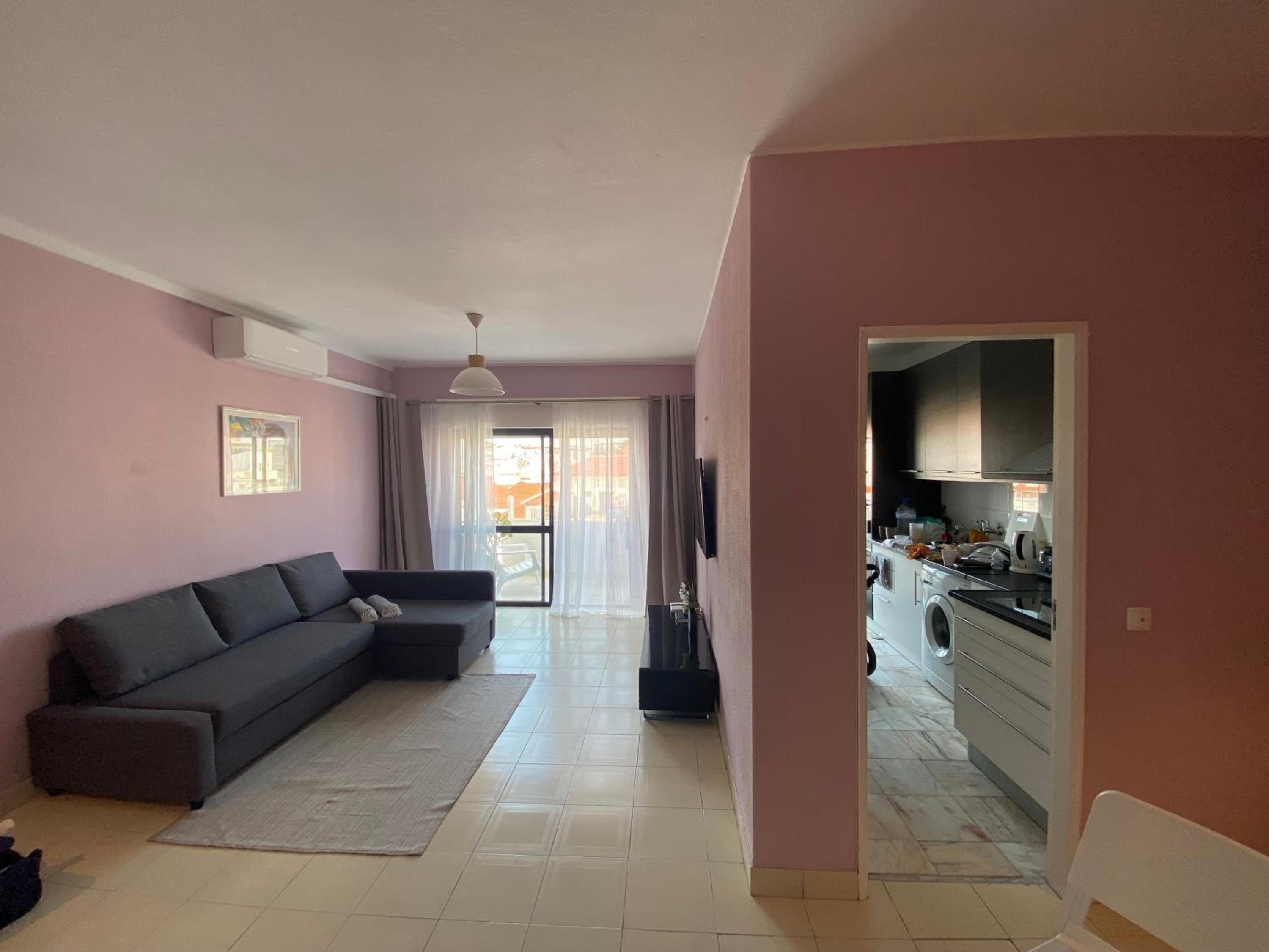 Perfect location NEW holiday apartment view 3