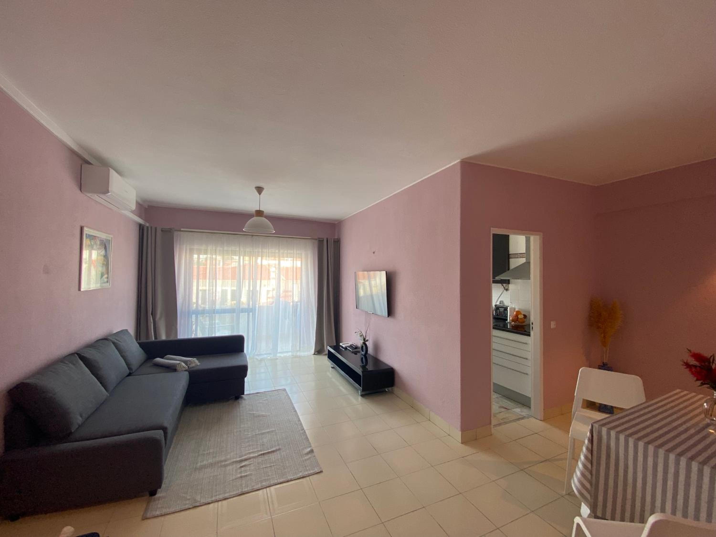 Perfect location NEW holiday apartment view 4