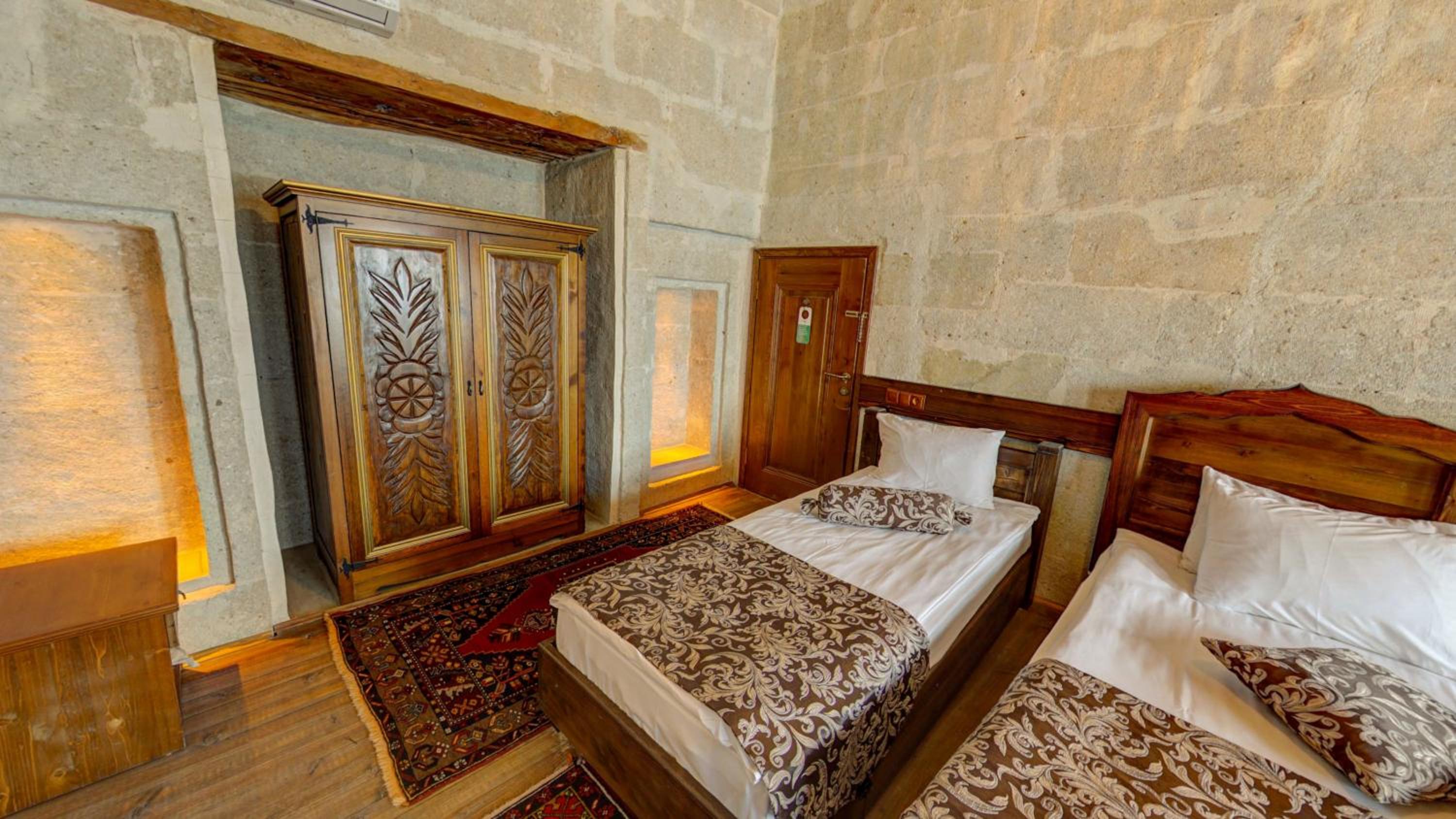 Hikmet's House