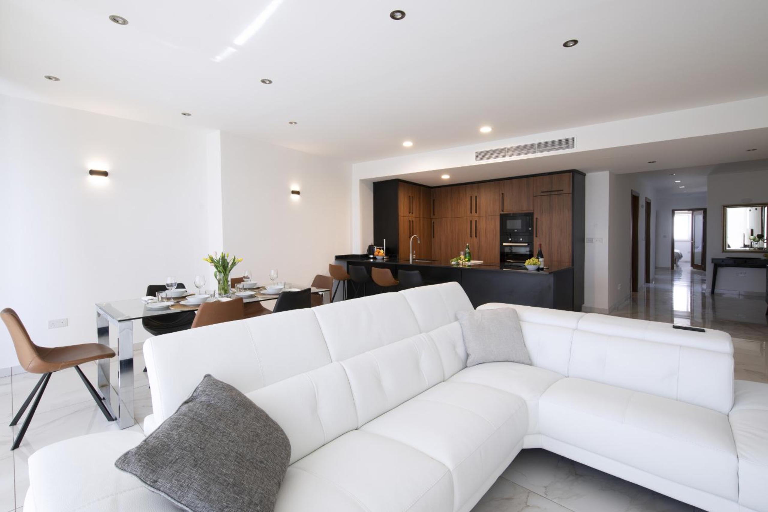 Luxurious 3 bedroom apartment with breathtaking views - MMAI1-1 photo 3