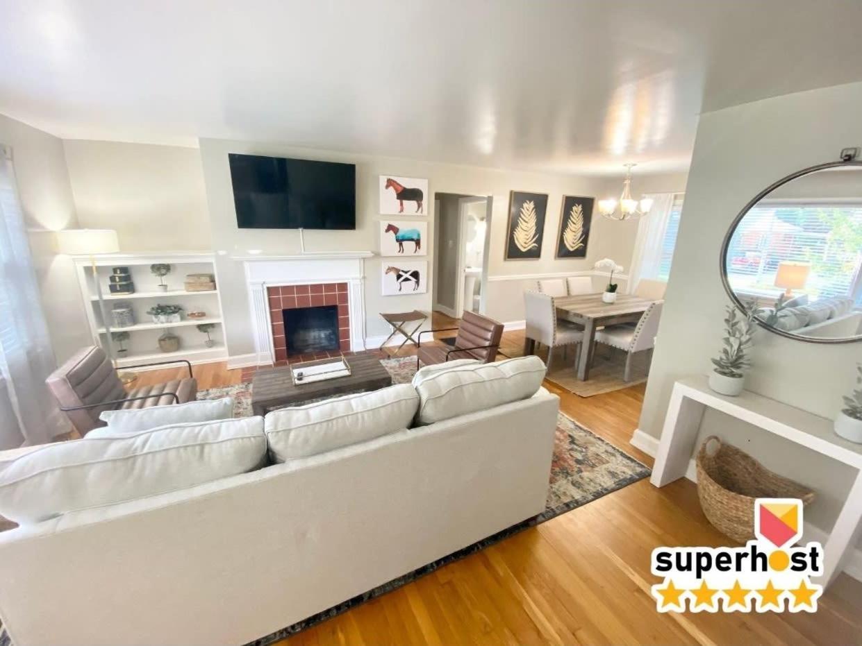 Richmond Vacations - Charming 2 BR 1 BA with outdoor patio and grill close to downtown - Property Image 1