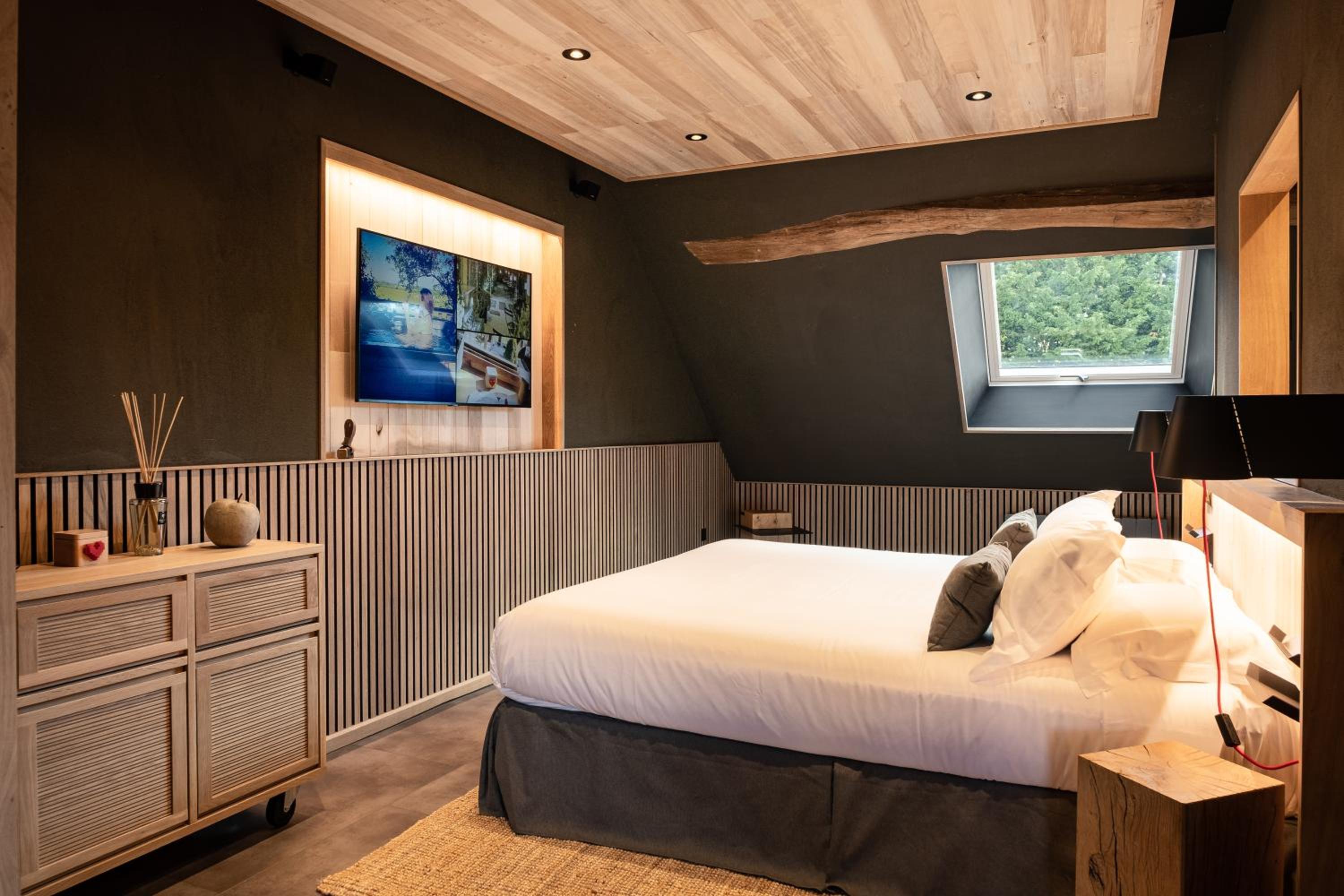 Le Studio des Prés Verts Suite Design avec Jacuzzi Privatif