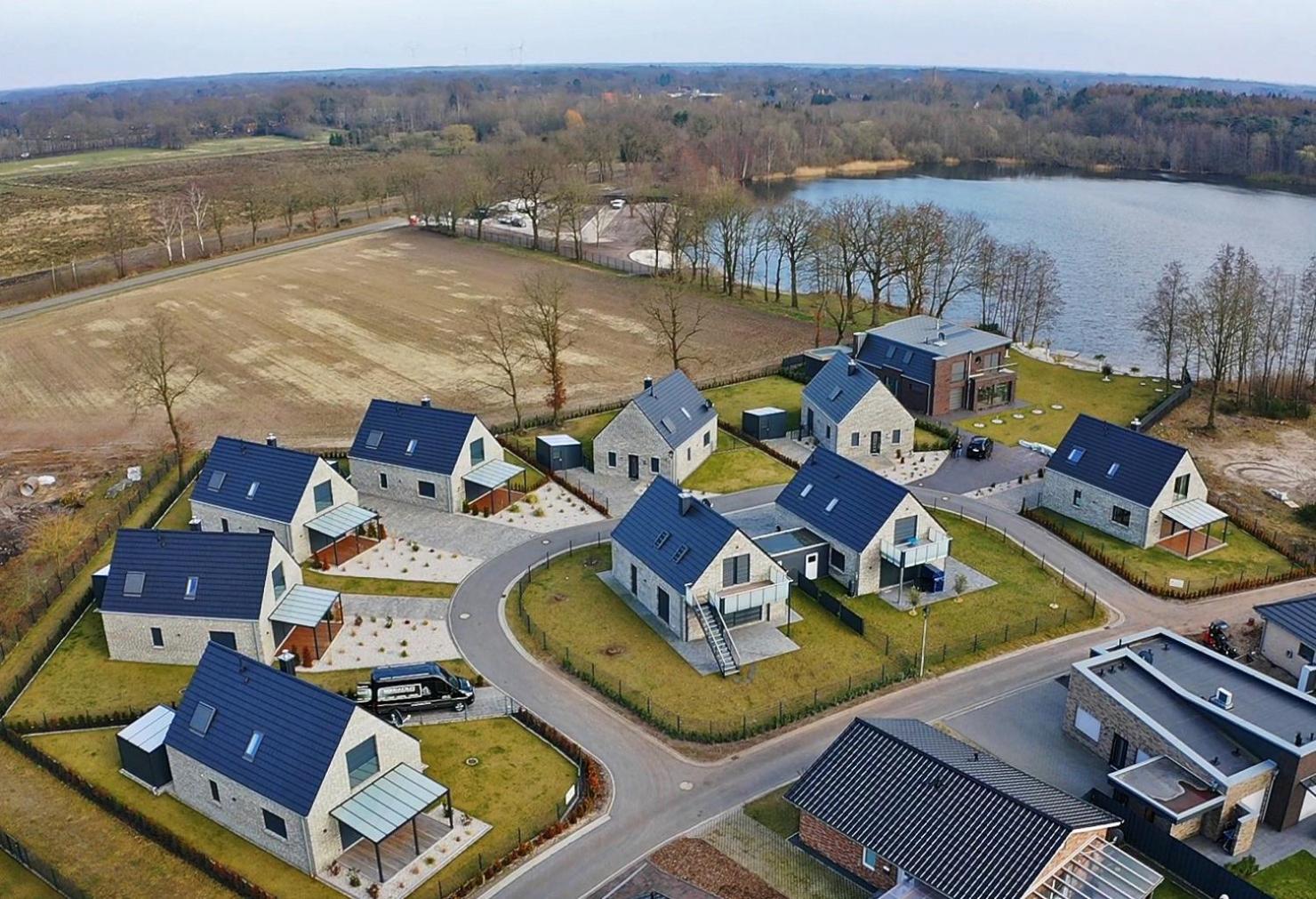Haus am See mit Sauna und Kamin