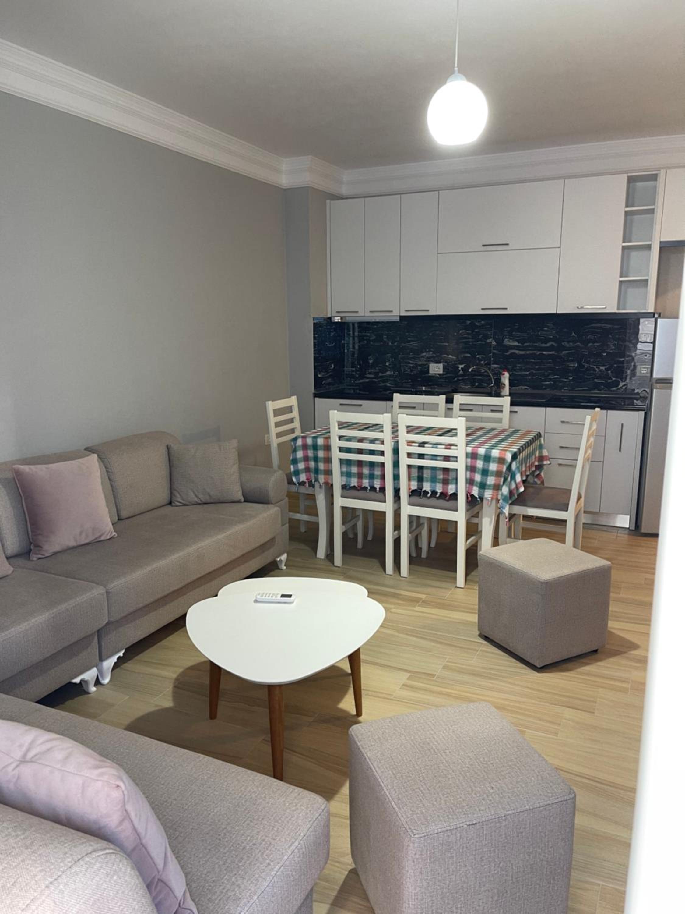Armando Apartments