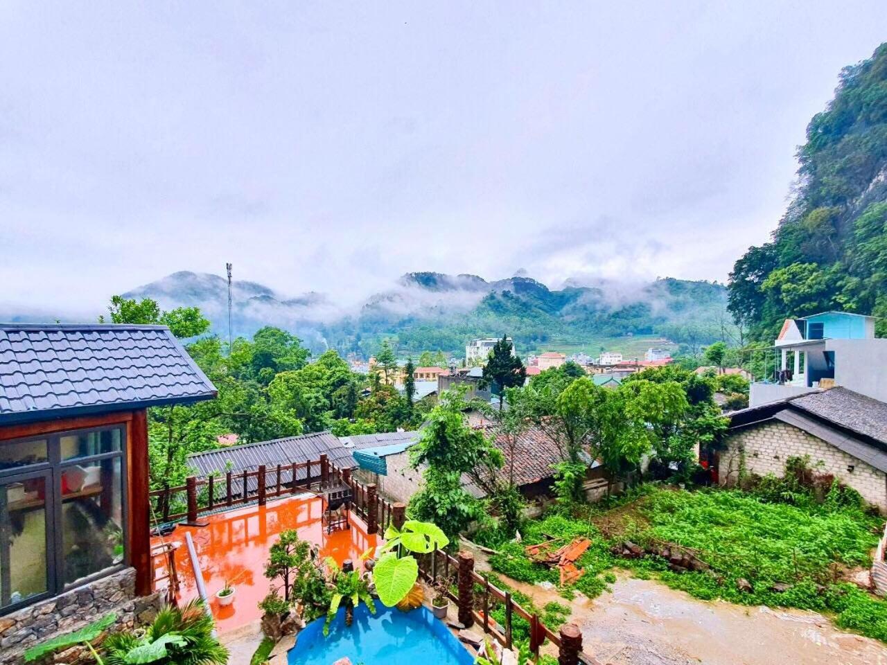 DONG VAN CLIFFSIDE HOUSE view 4