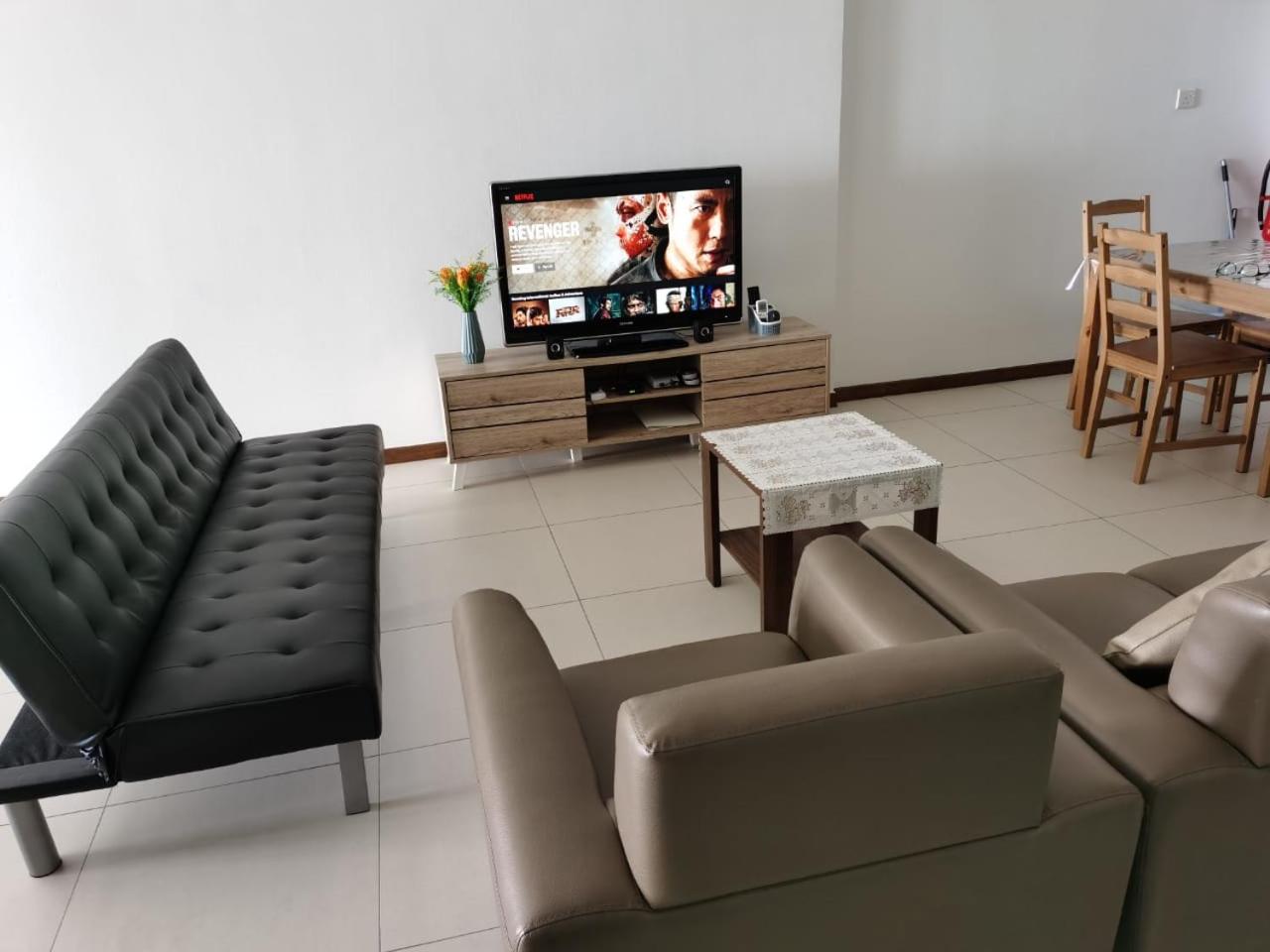 Landmark Stunning High Floor Coast View Studio #Netflix #Fast Wifi photo 6
