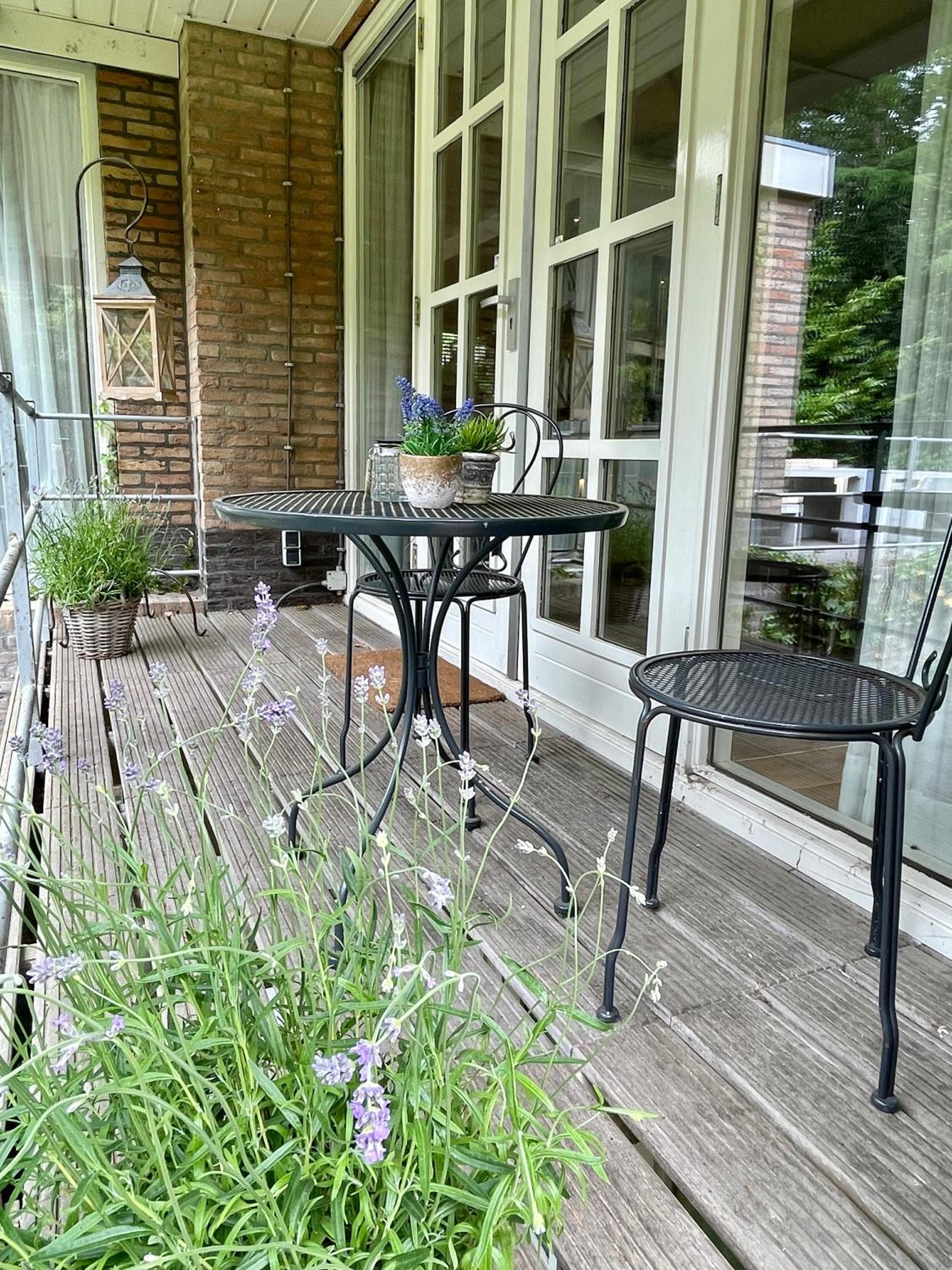 Exclusive villa AMS area