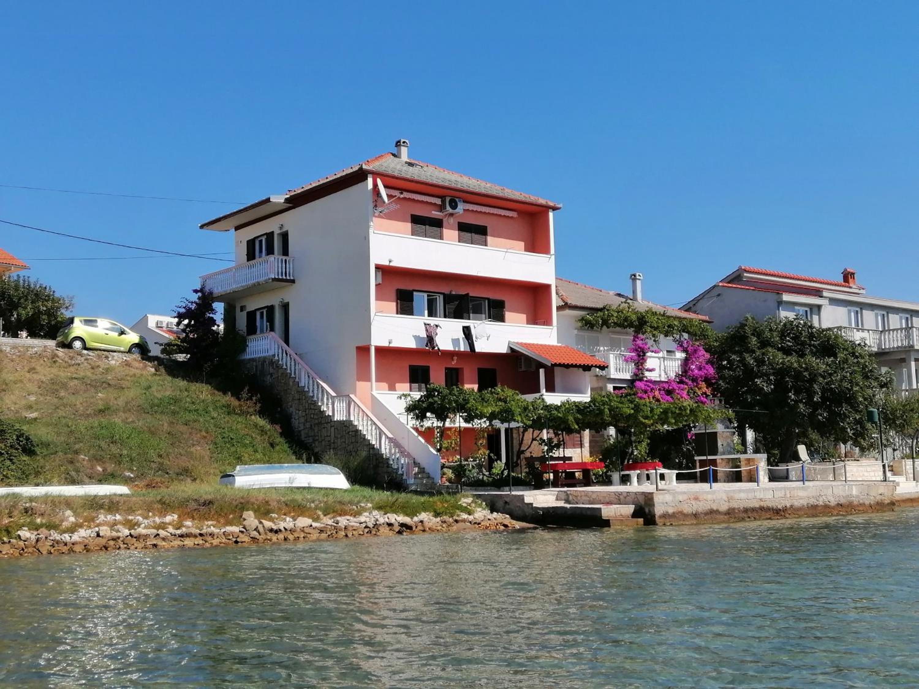 Apartmani Mirko LJubač