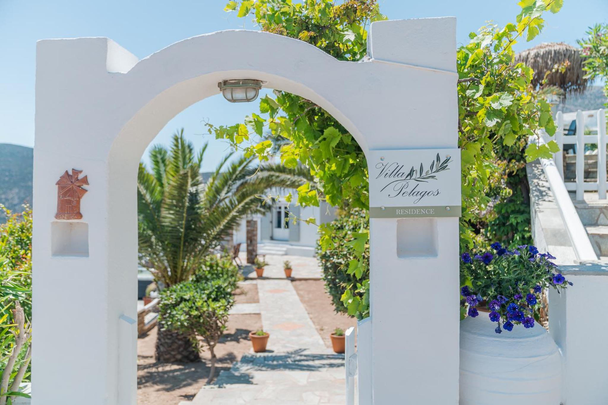 Hotel Villa Pelagos - Image 1