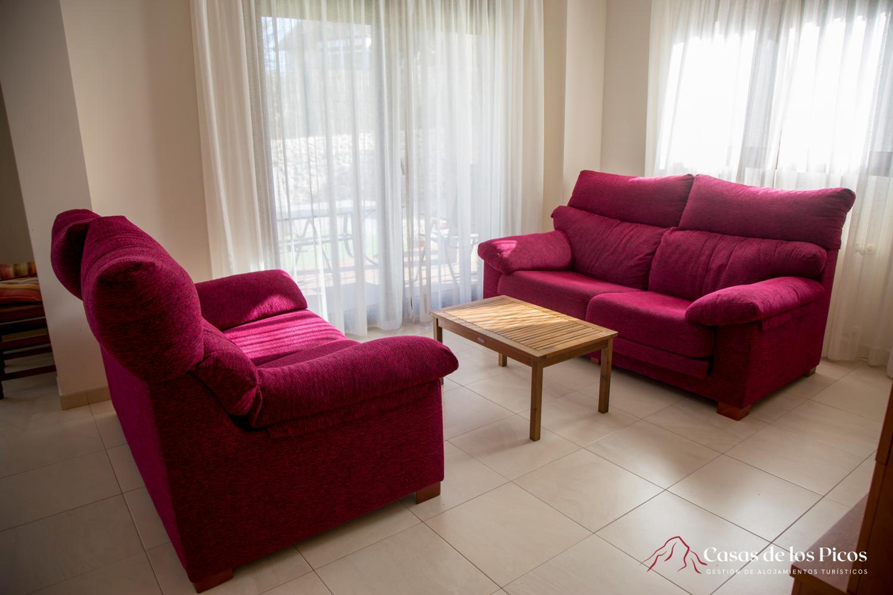 Chalet vacacional Tina Menor - Casas de los Picos view 3