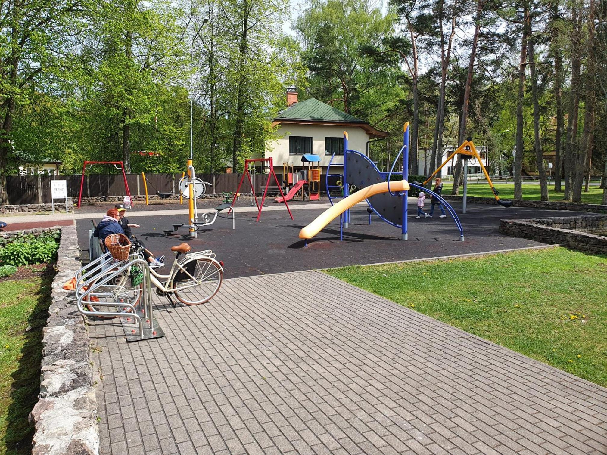 Photo 19