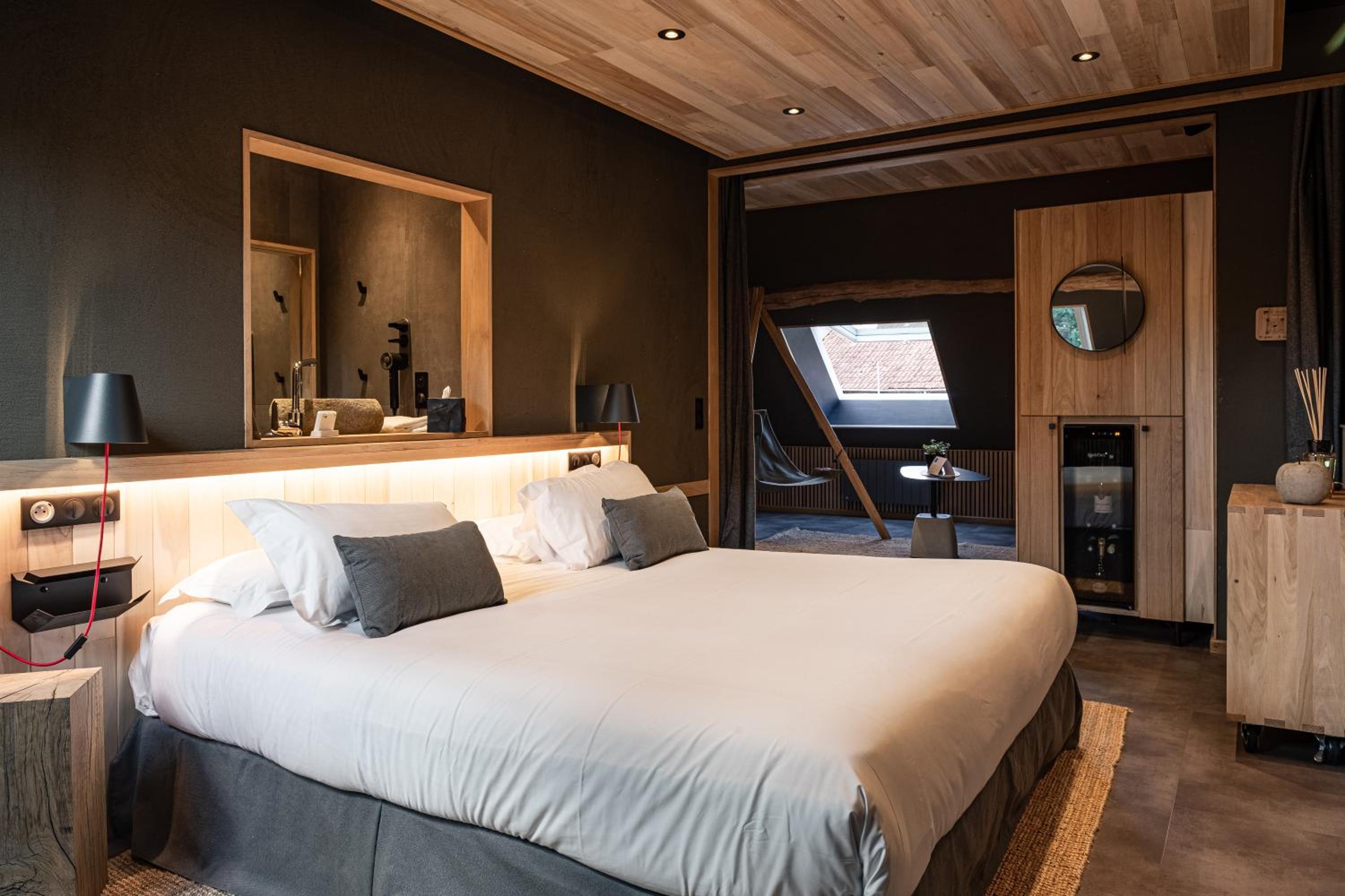 Le Studio des Prés Verts Suite Design avec Jacuzzi Privatif