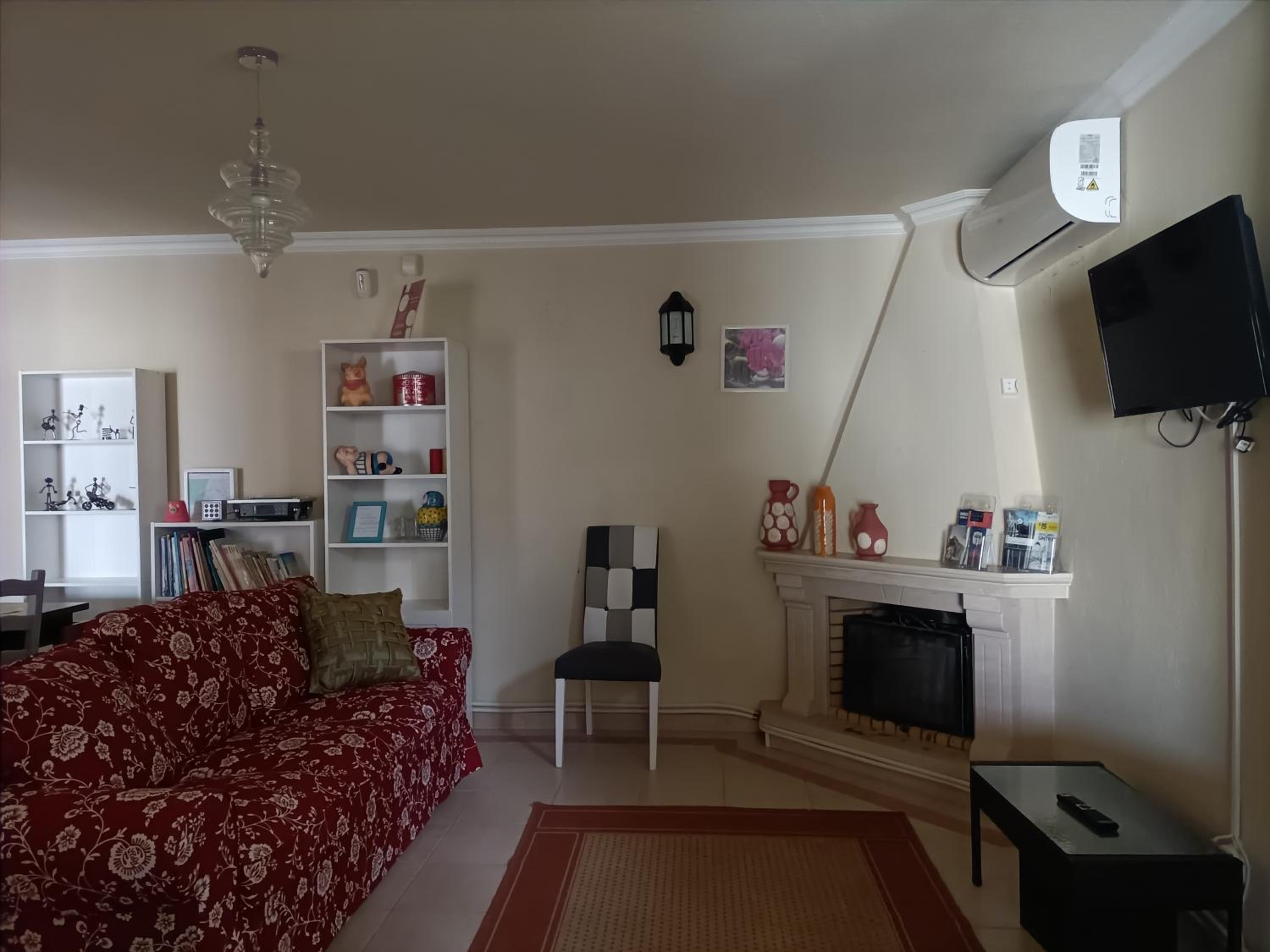 Sara & Dany en Sintra — hotel room