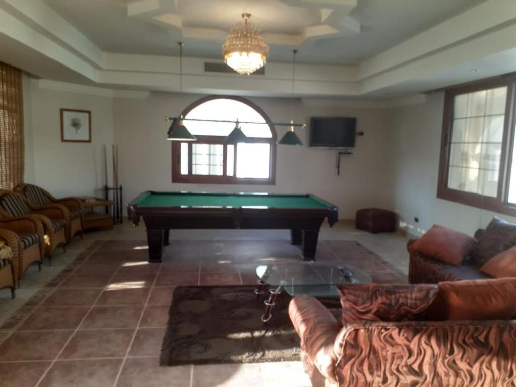 Super luxurious villa with large landscape areas