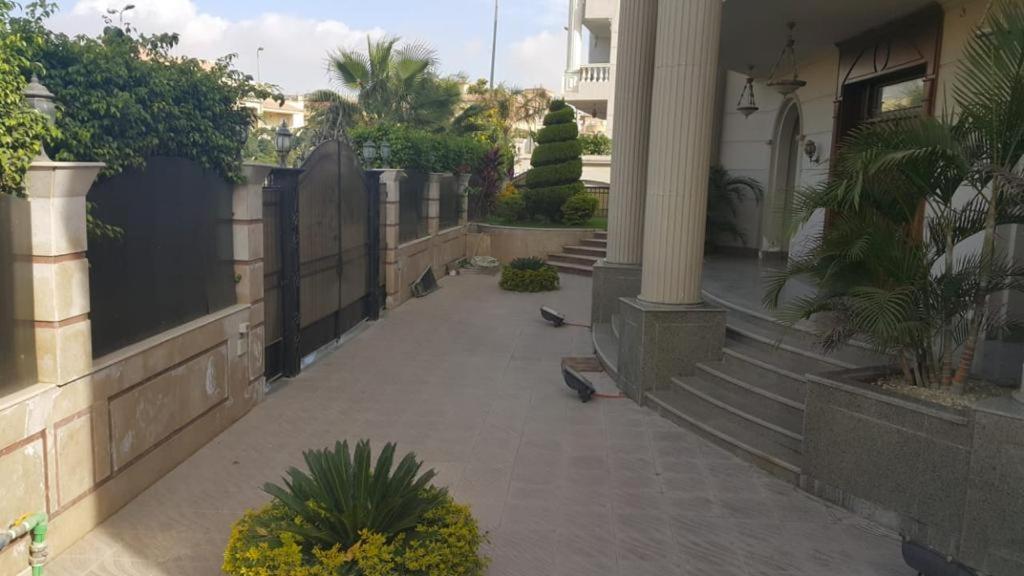 Super luxurious villa with large landscape areas