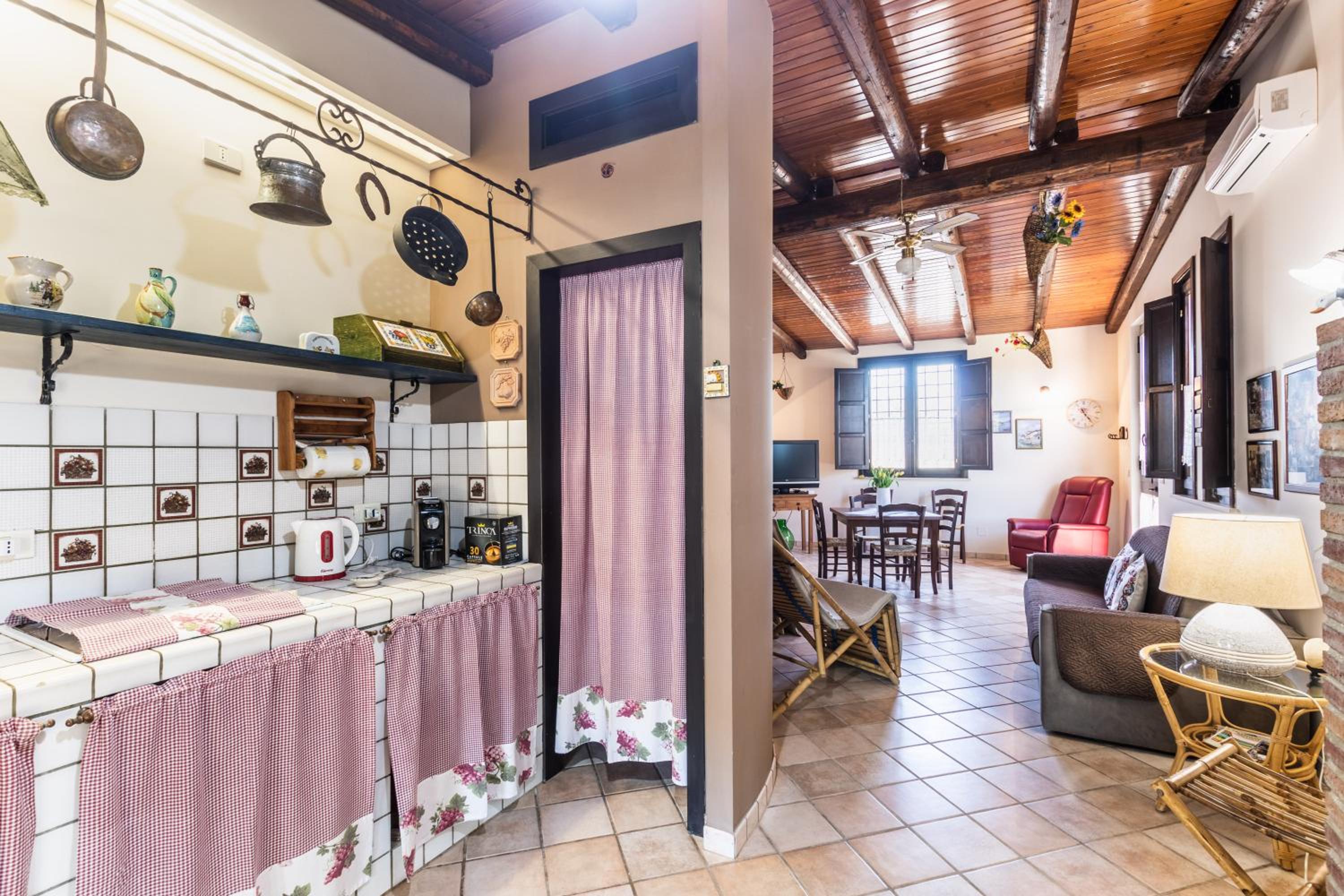 Villa Kalos near the sandy beach, parking & wifi view 4