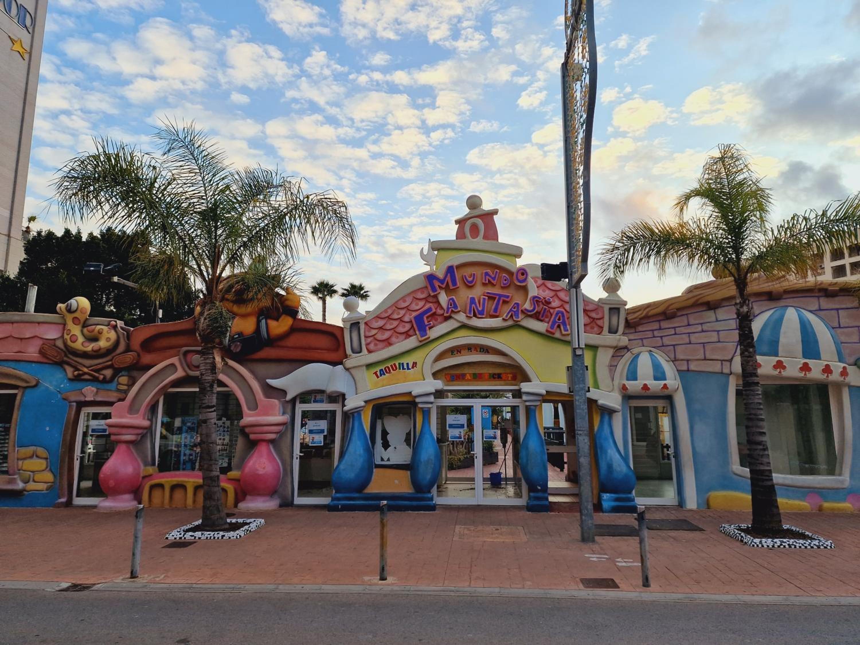 HOLIDAY VISTA MAR II Magic World