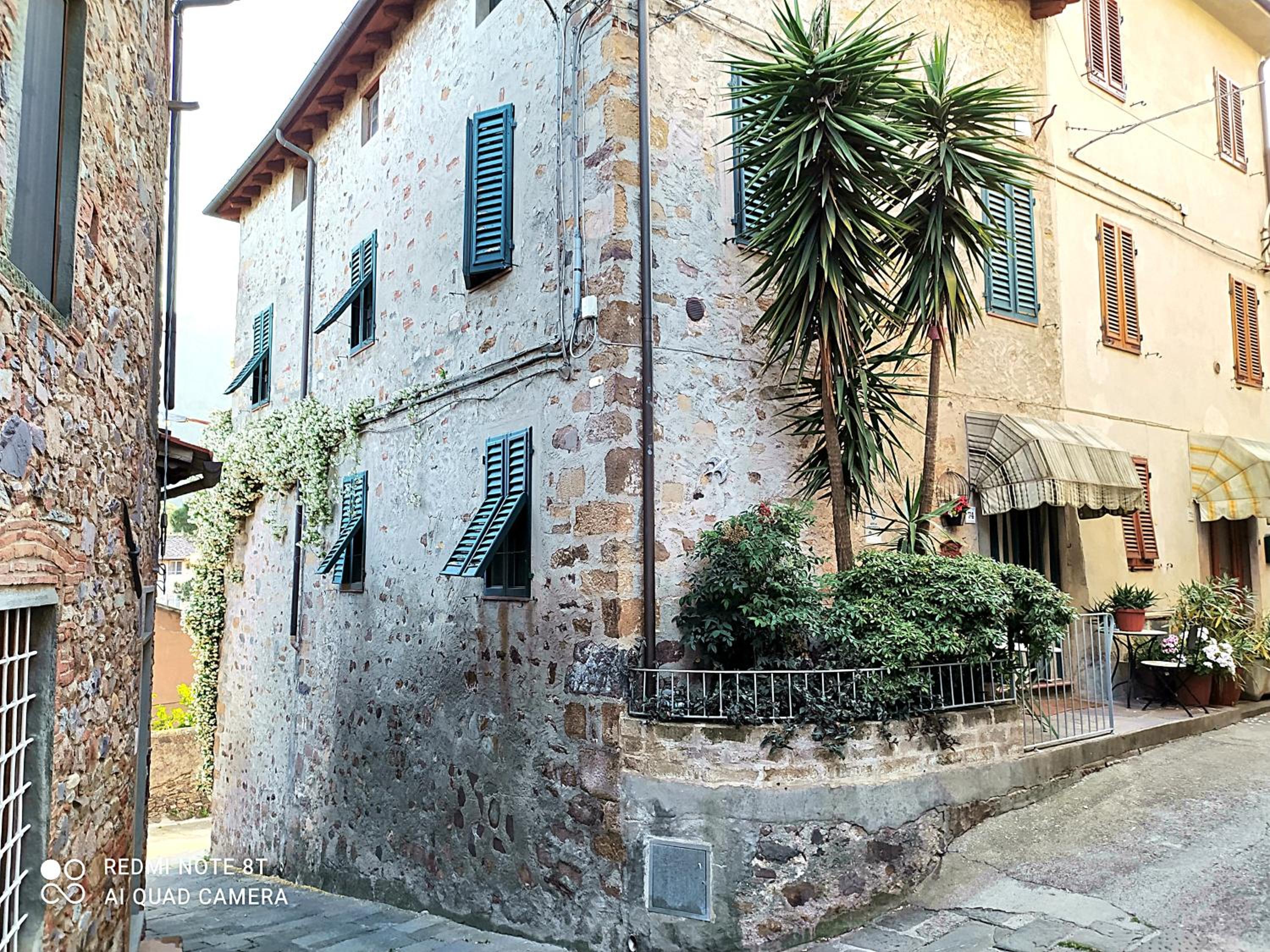 Castelvecchio Alto view 3
