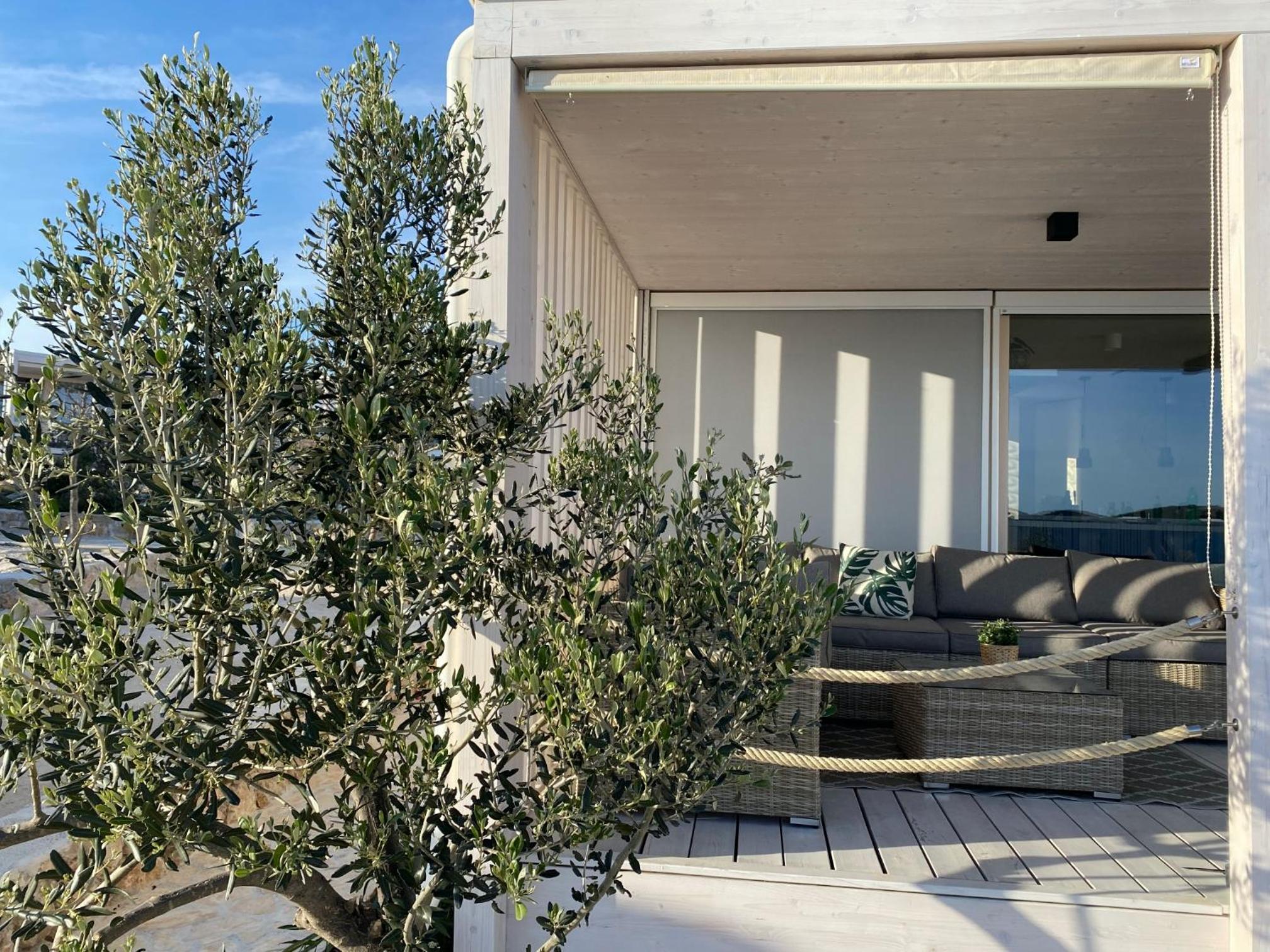 Eva Beach House I & II Buqez - private sauna or whirlpool