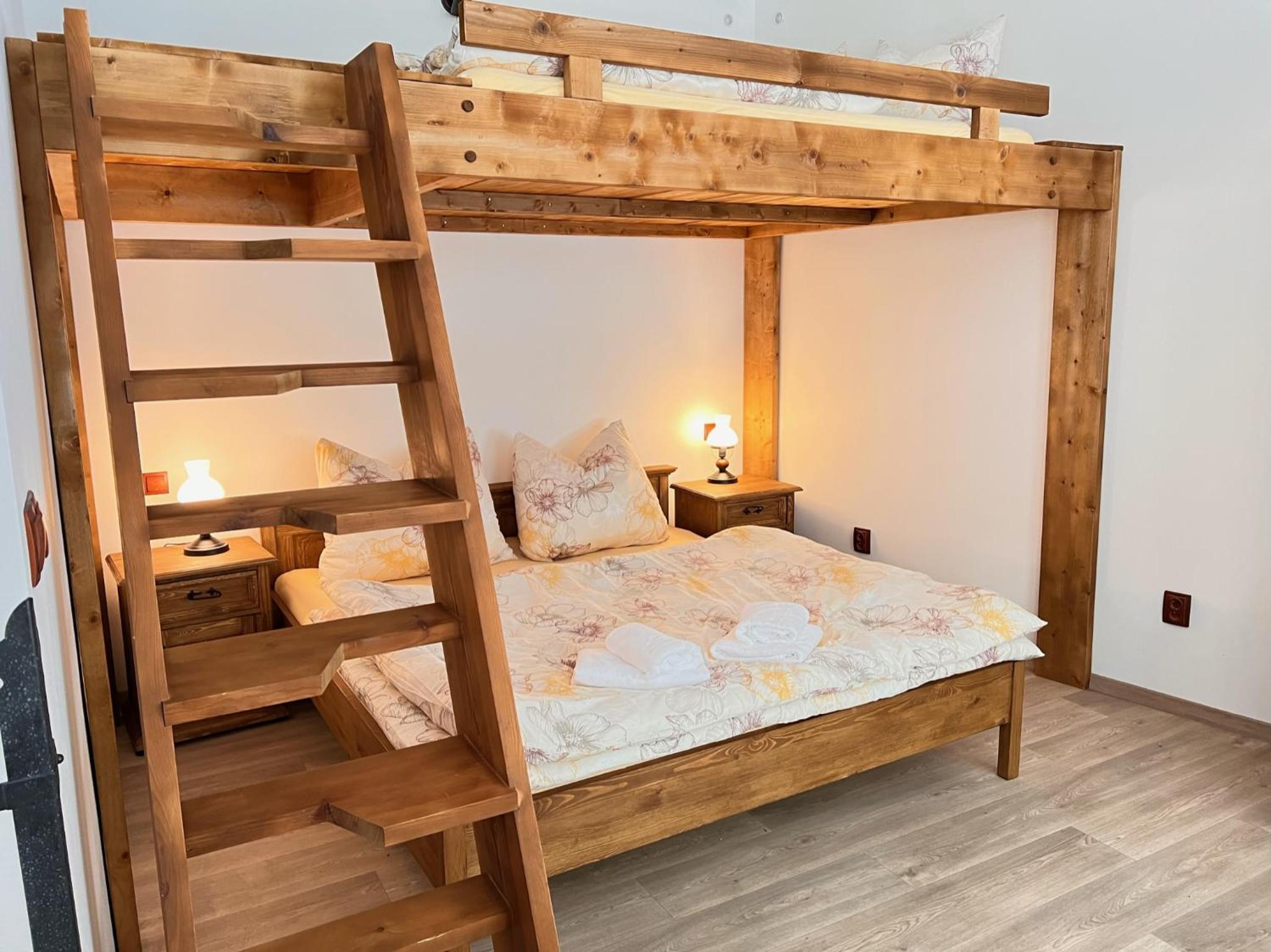 PENSION POD SKALOU