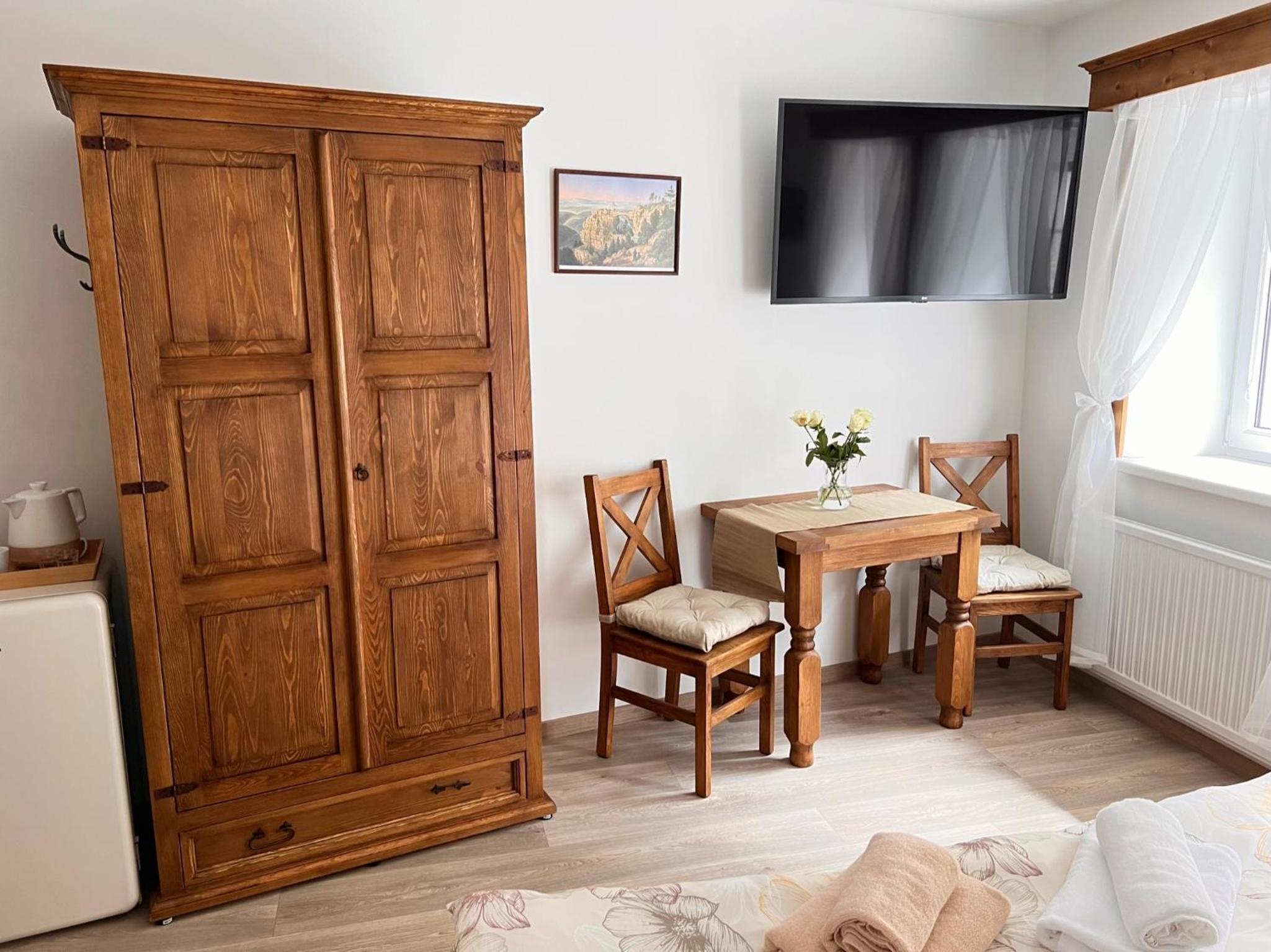 PENSION POD SKALOU