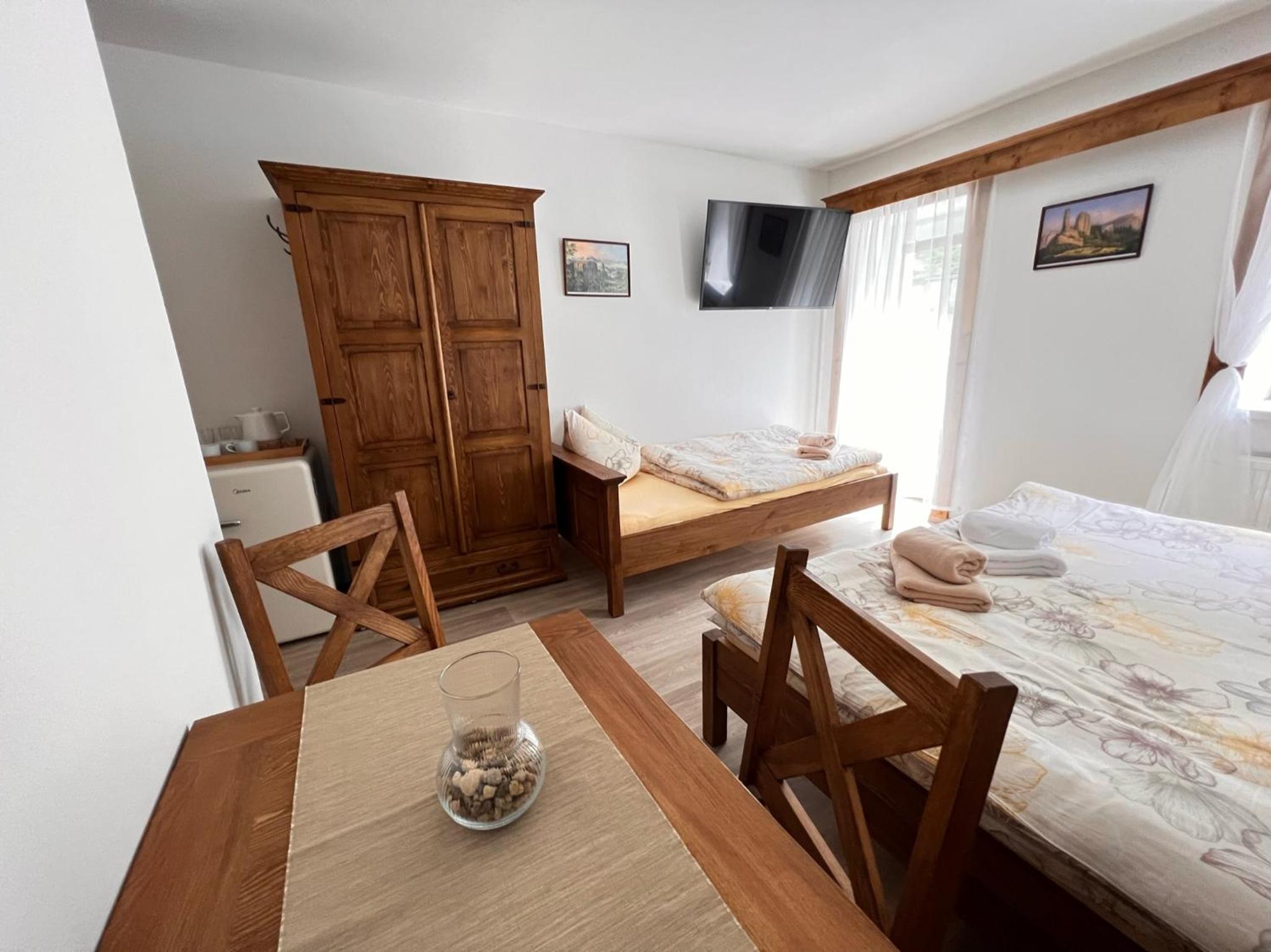 PENSION POD SKALOU