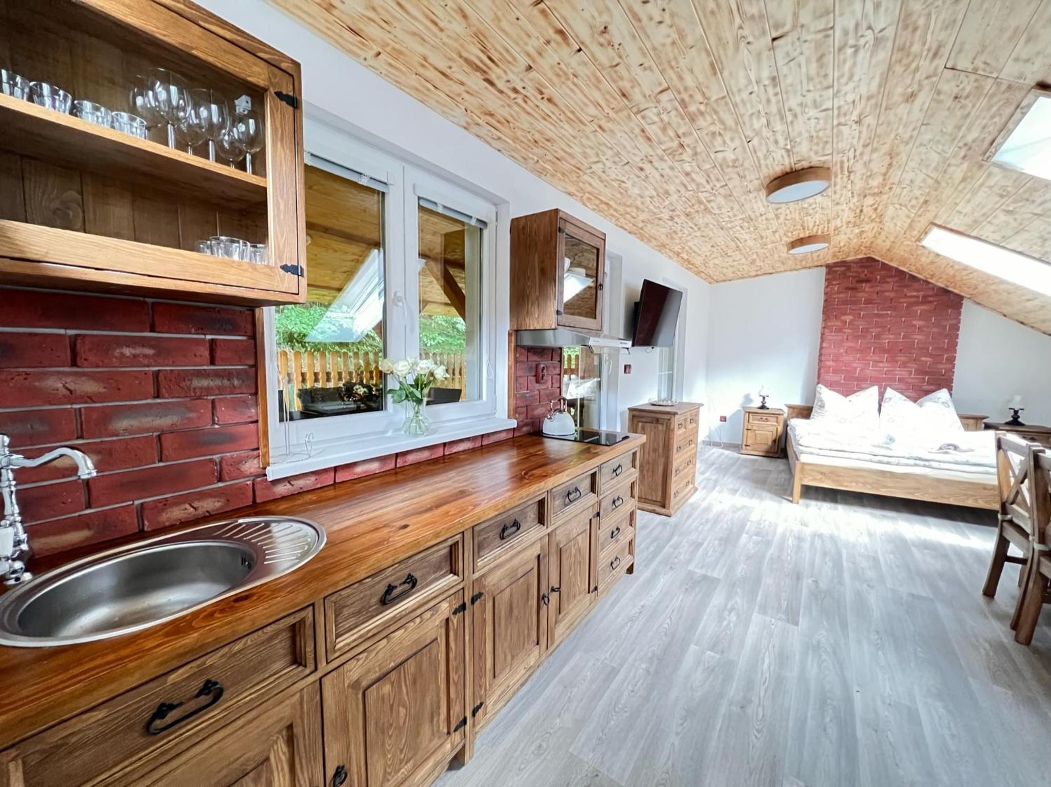 PENSION POD SKALOU