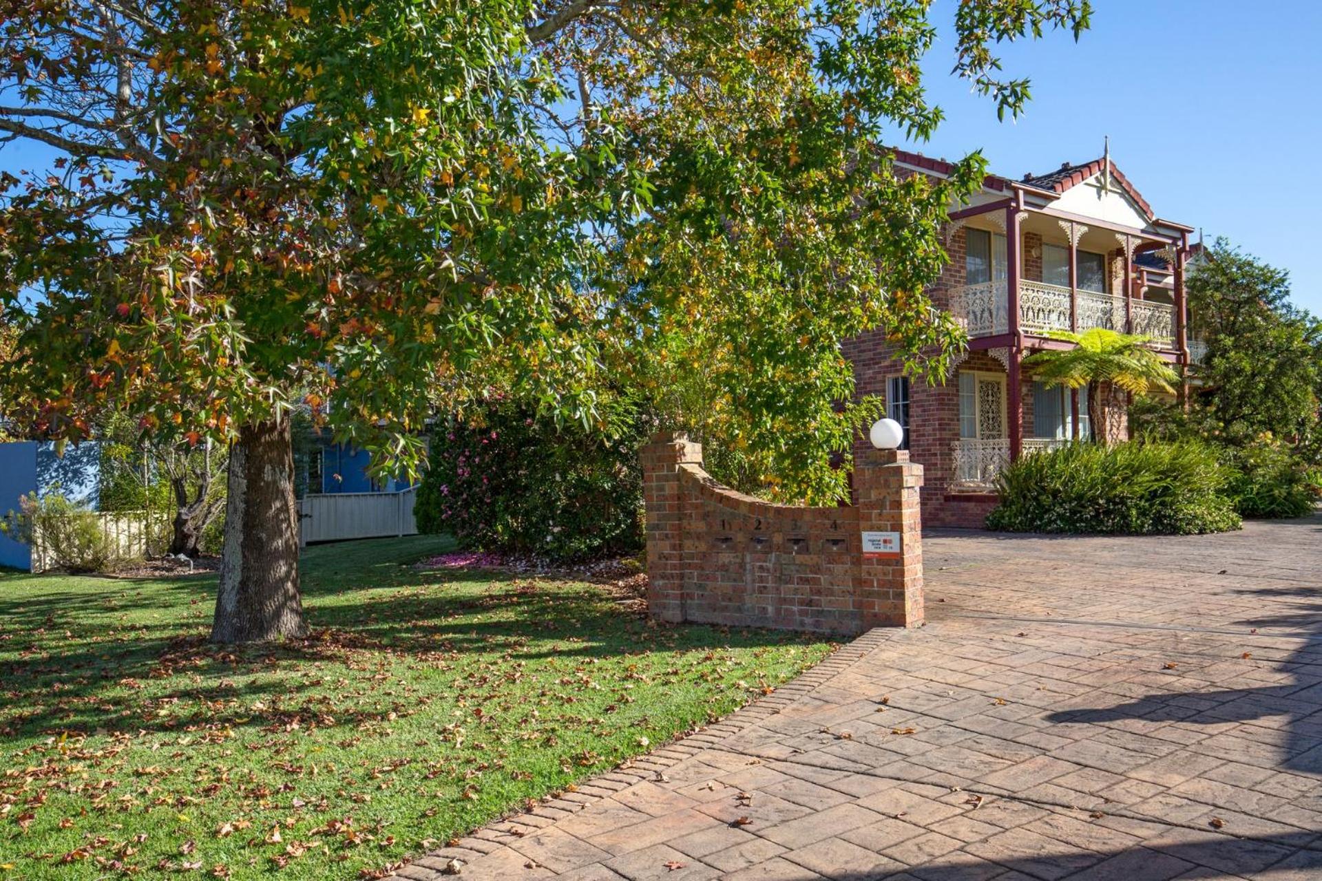 Aquamarine - modern & bright Huskisson townhouse