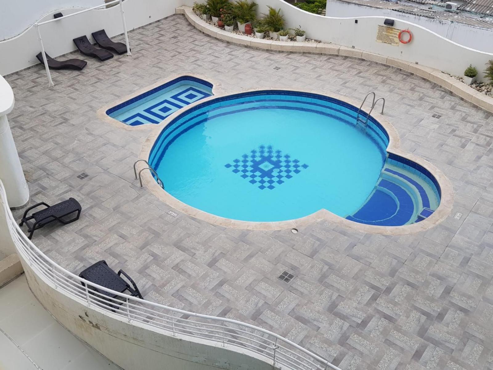 El Rodadero, Apartamento Familiar a 3 minutos de la playa, piscina , parqueadero