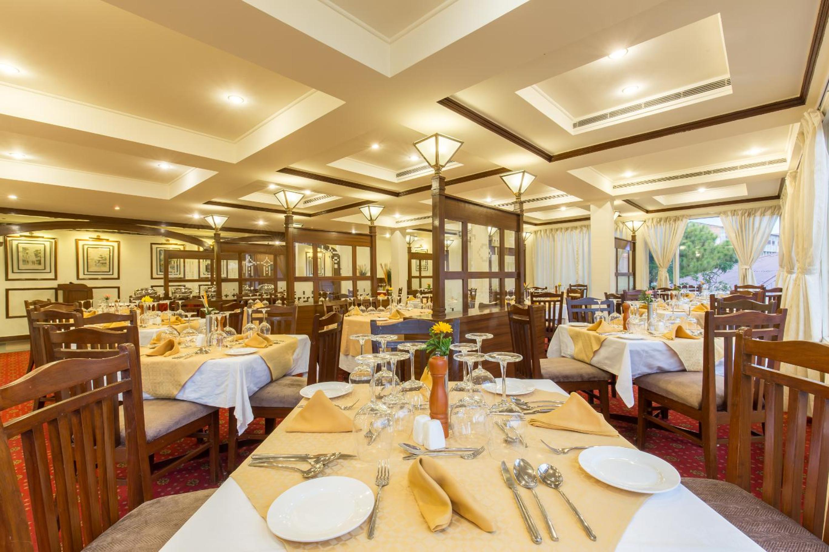 The Malla Hotel - Thamel, 2 km to Swayambhunath Temple