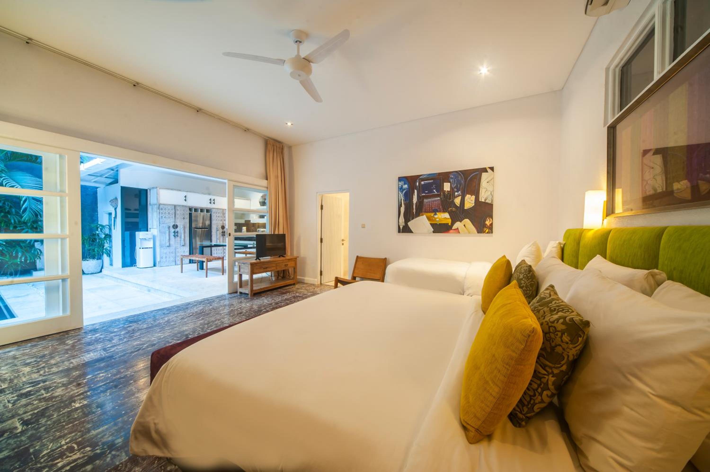 hotel room