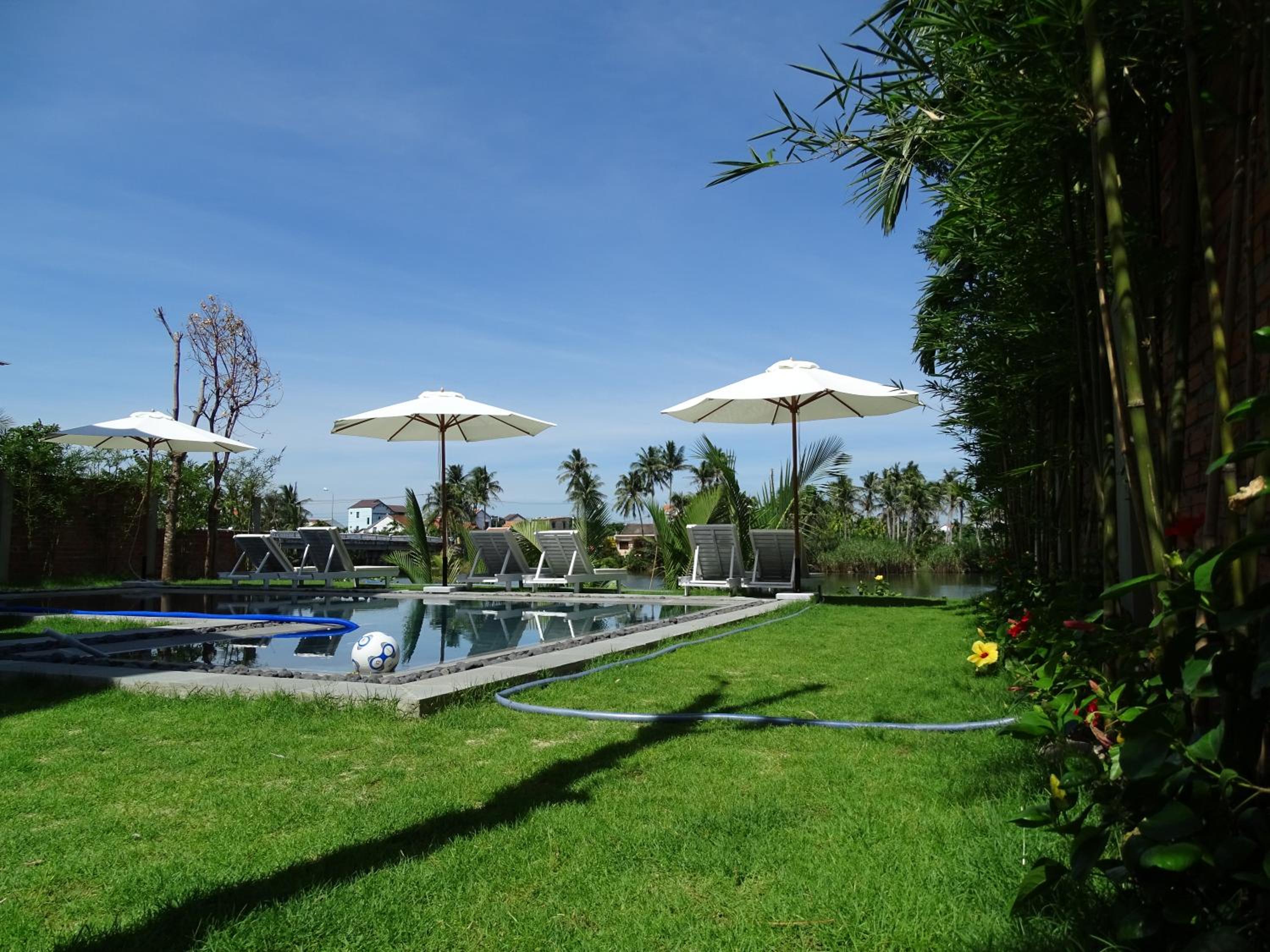 Ylang Garden Villa