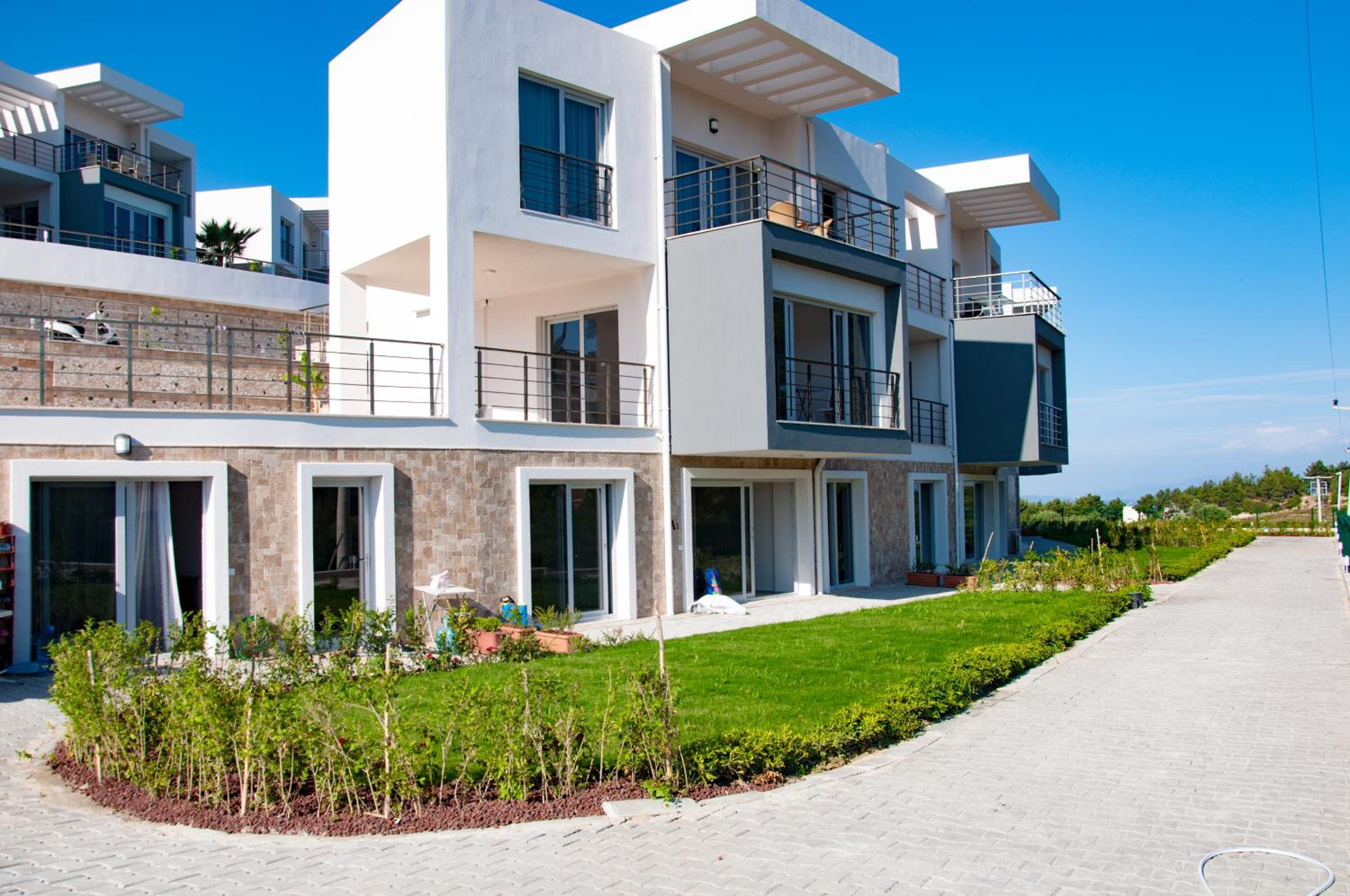 Lavender Residence - Image 139