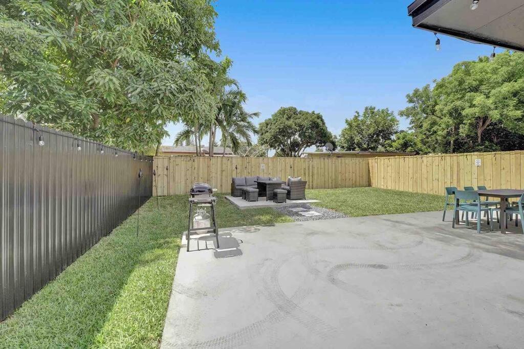 Near Sunny Isle beach & Aventura view 2