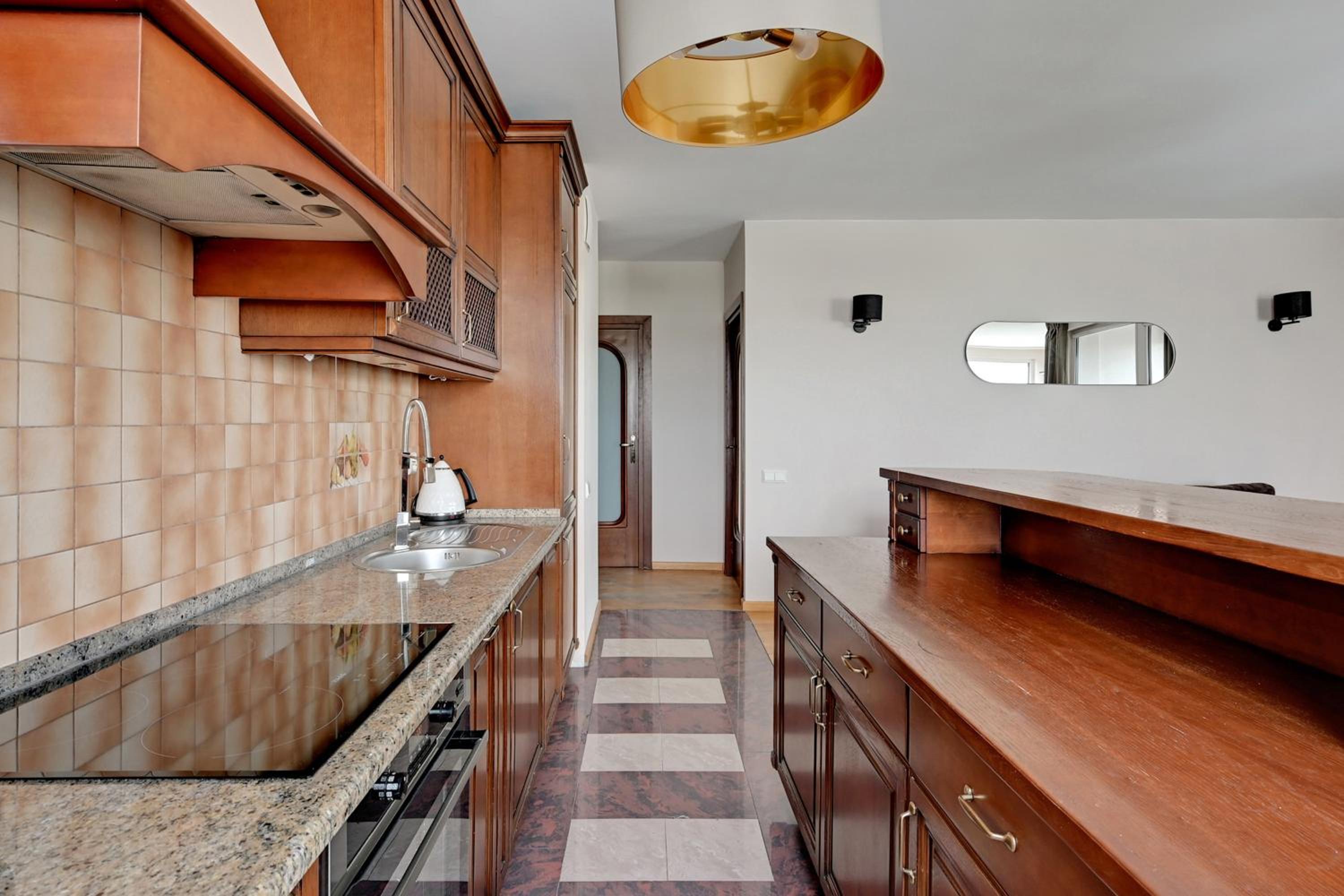 Top Floor z widokiem na morze by Downtown Apartments