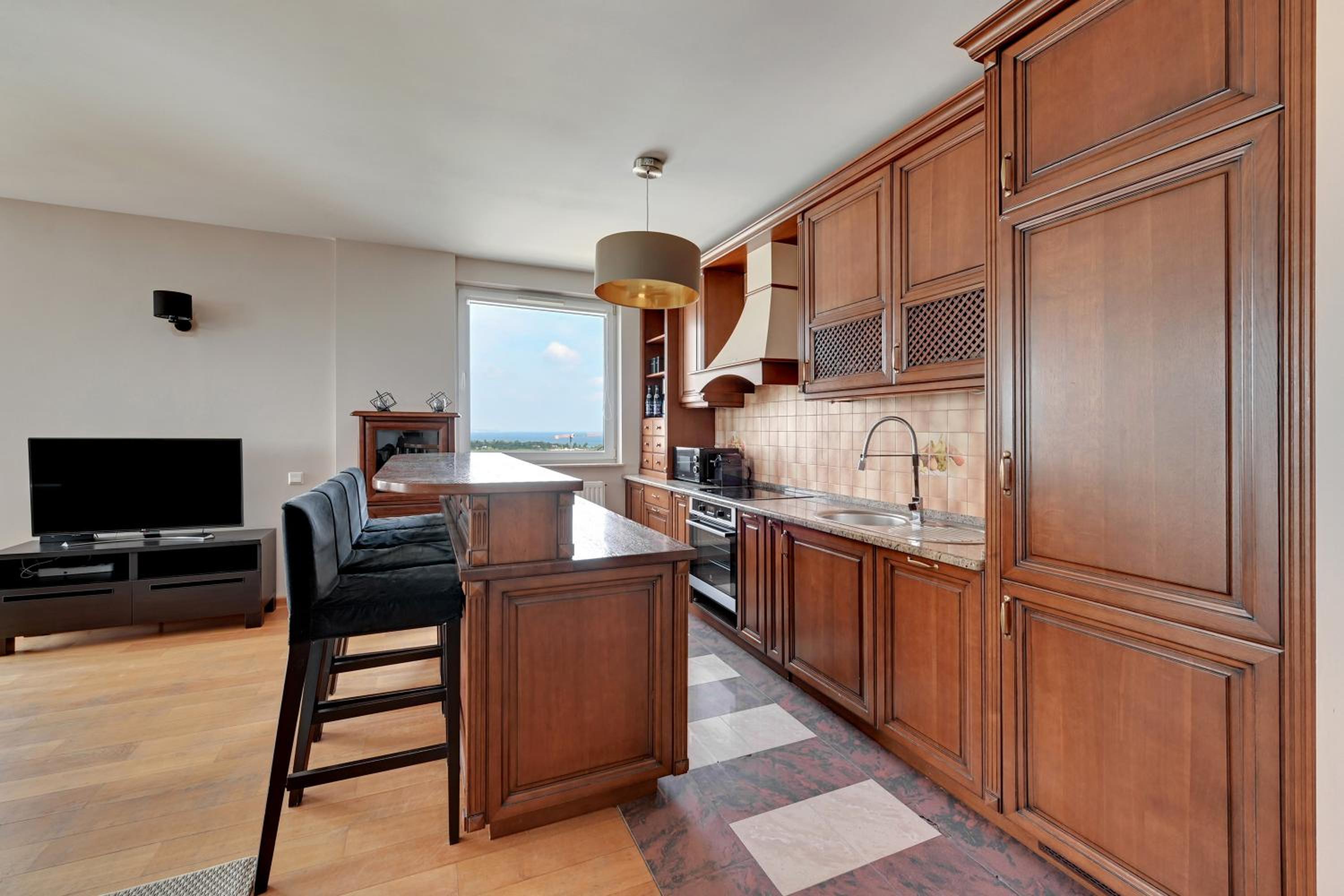 Top Floor z widokiem na morze by Downtown Apartments