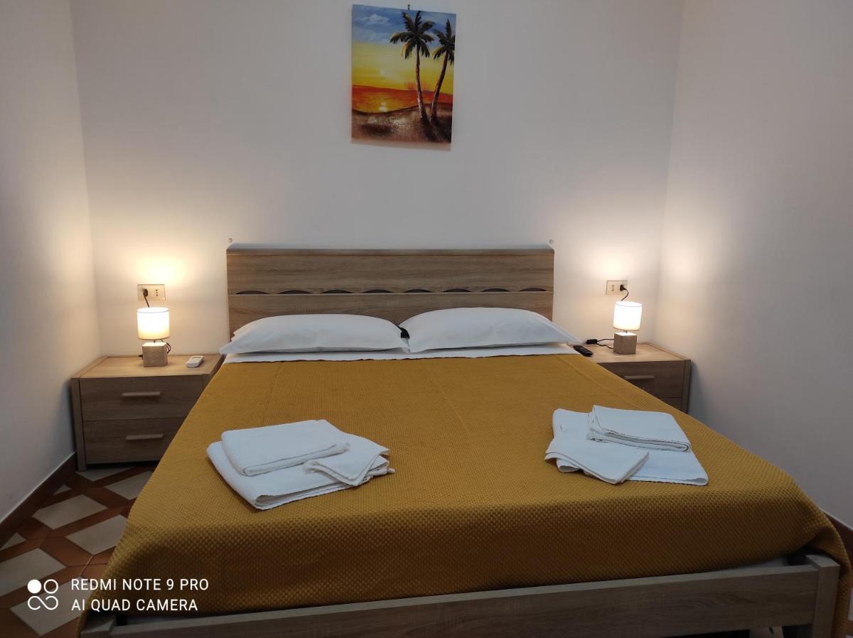 Avola Holidays view 5