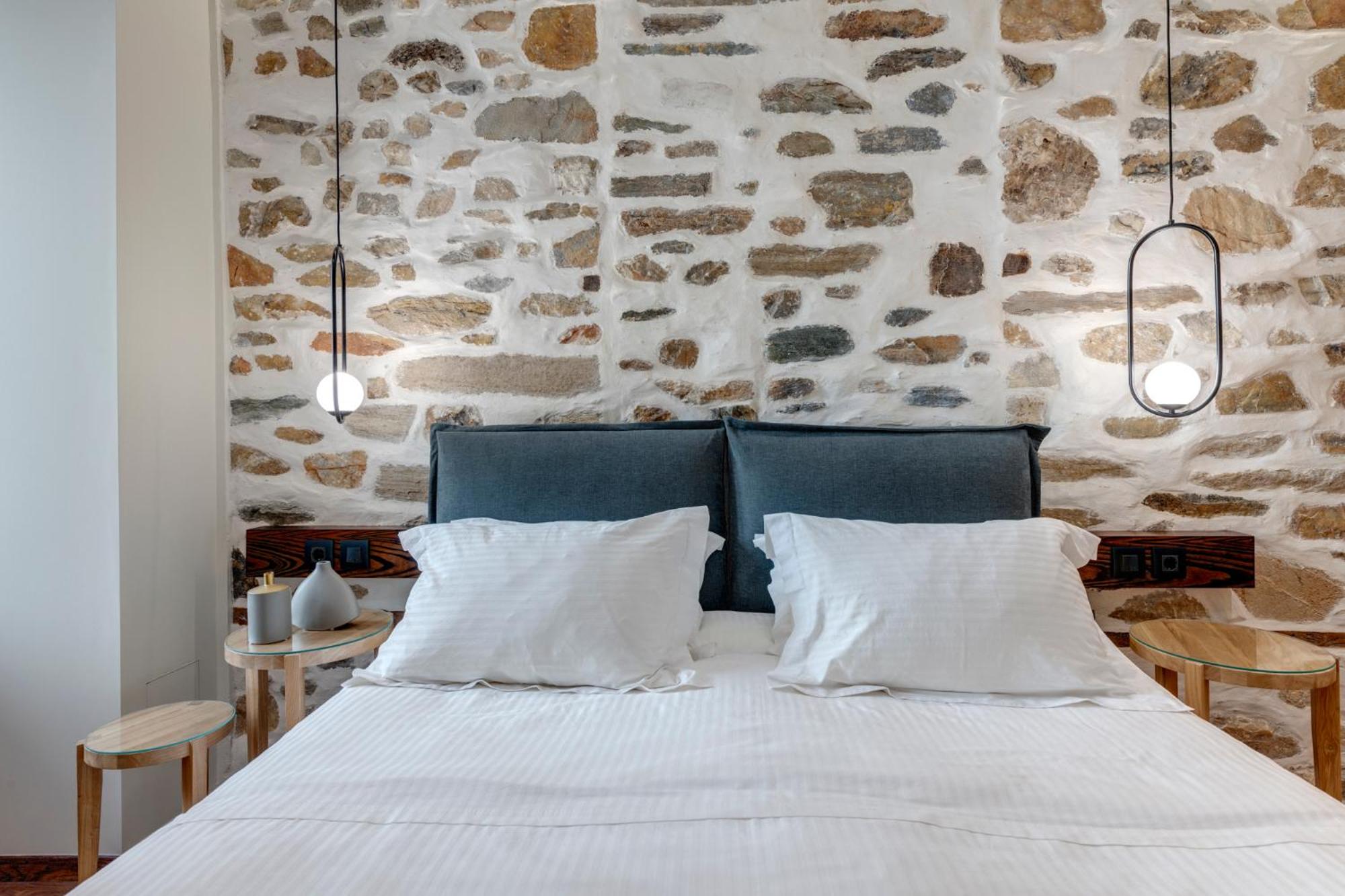 1844 Suites Syros