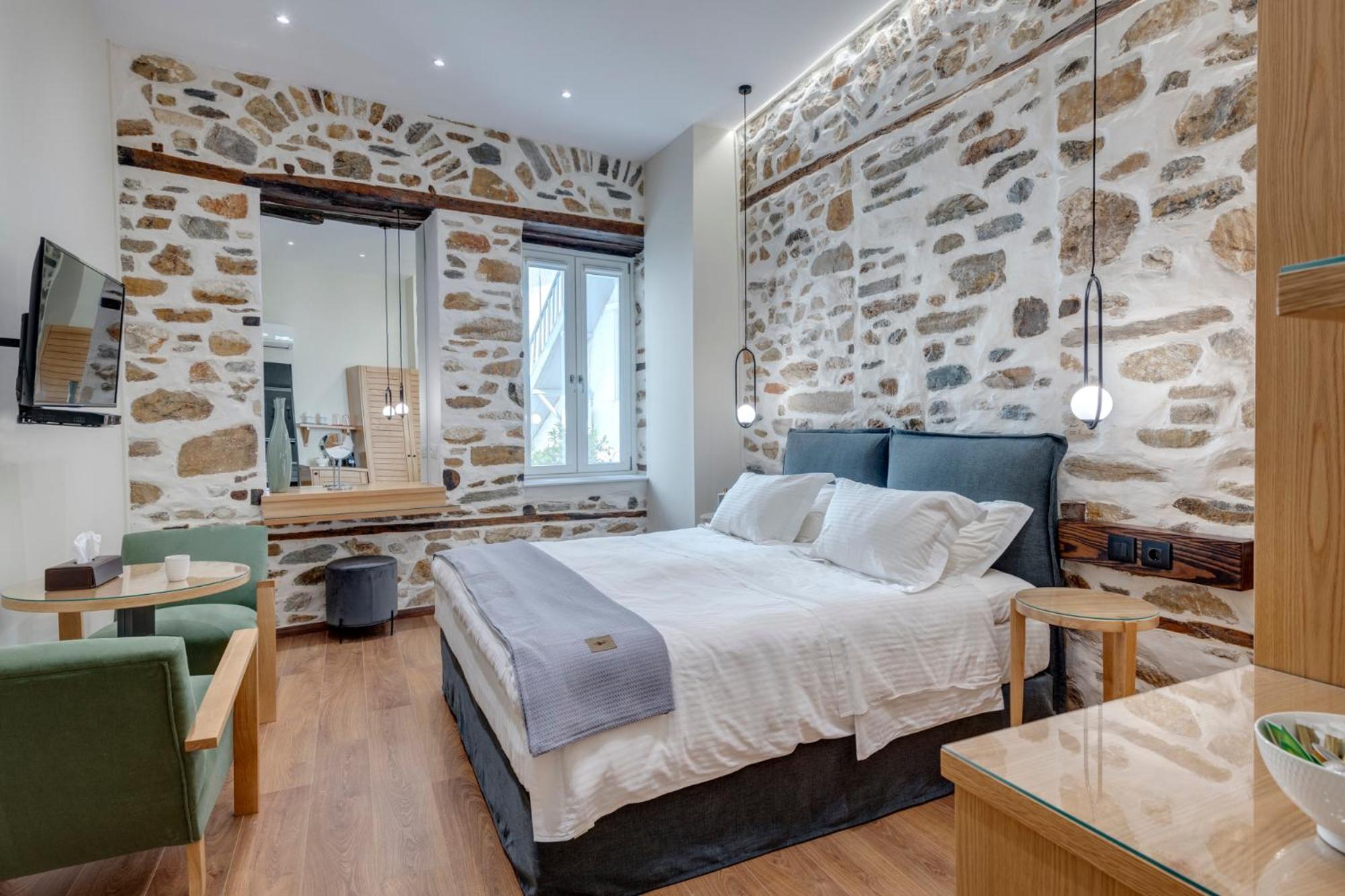1844 Suites Syros