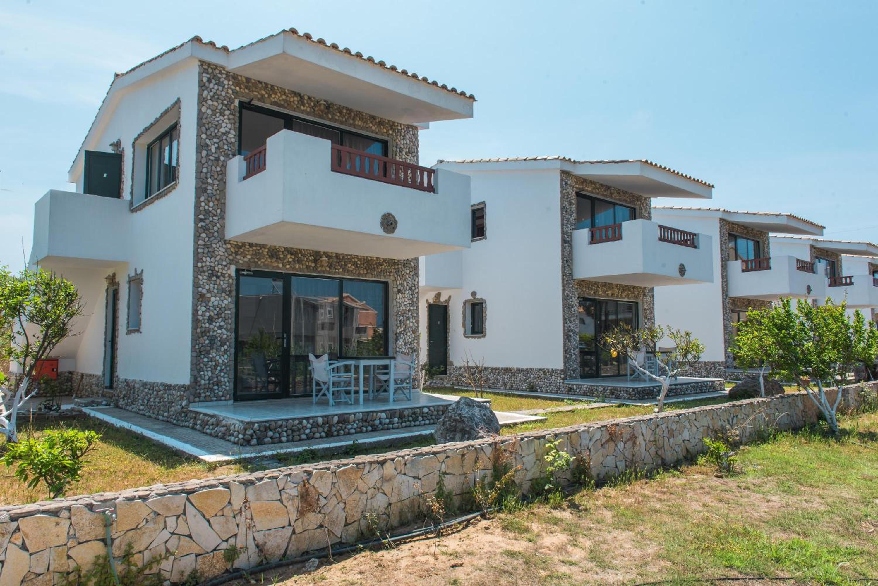 Mirage Arillas Studio Type A10 view 5