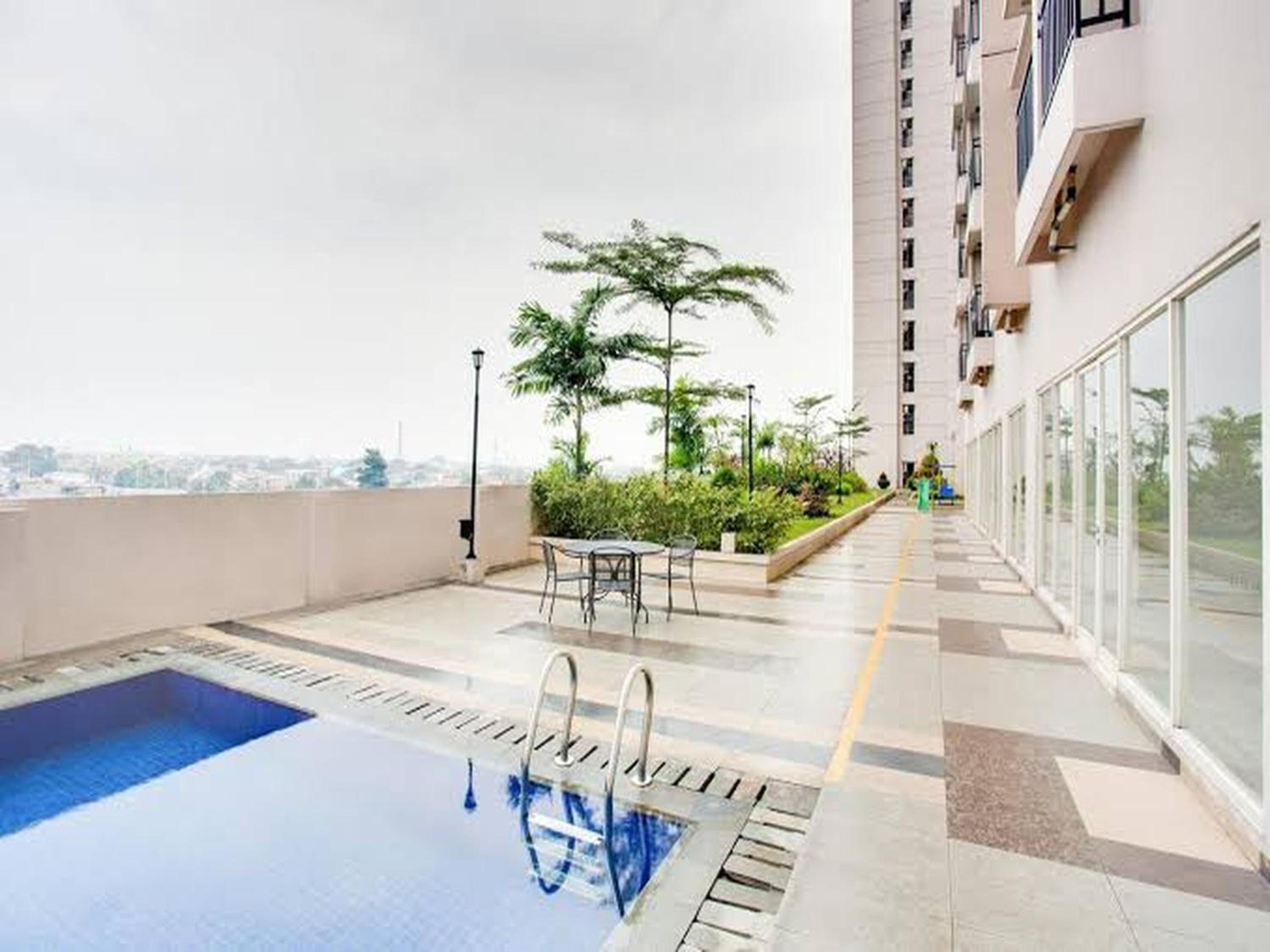 RedLiving Apartemen Margonda Residence 5 - Ens Room view 2