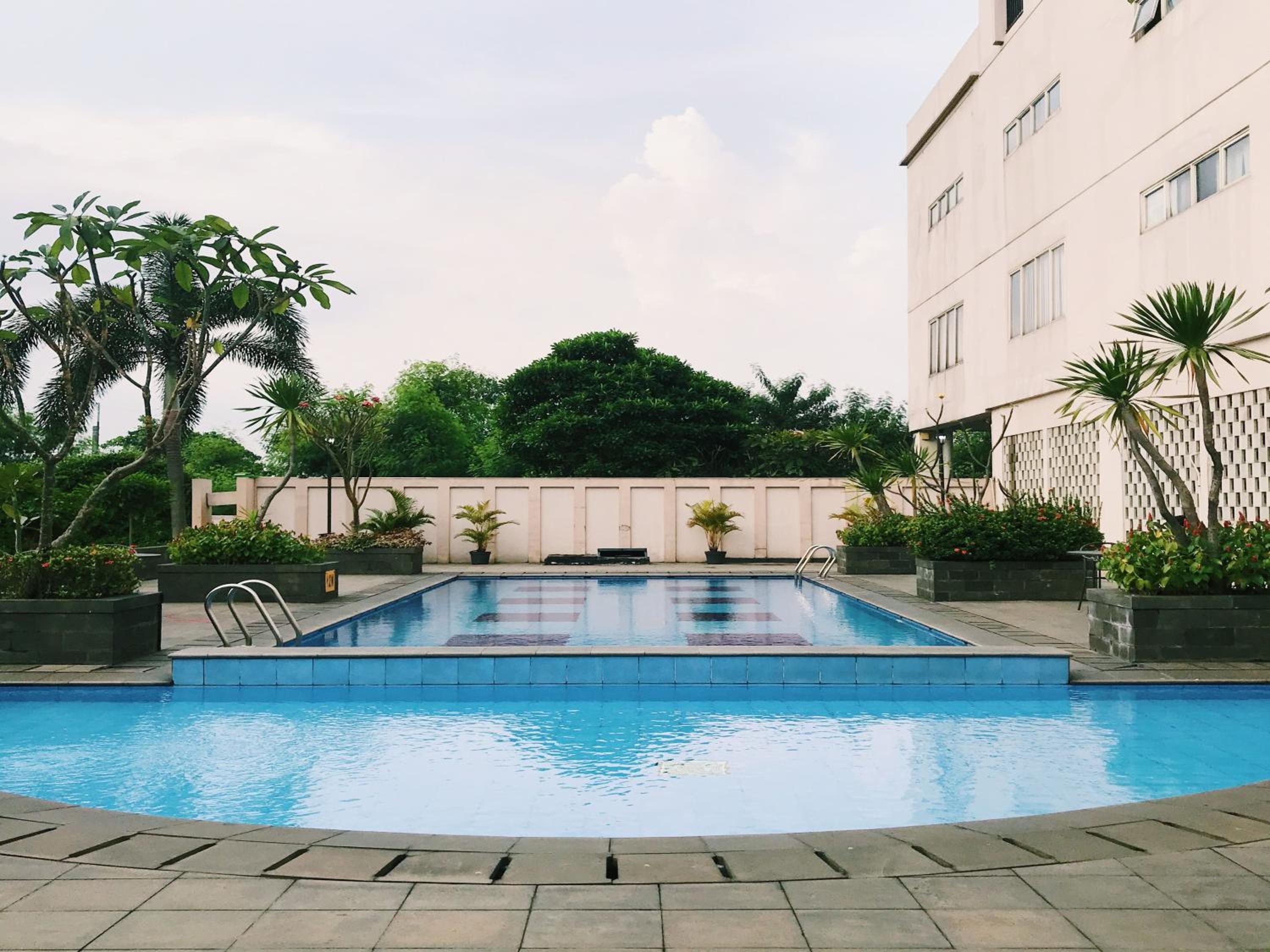 RedLiving Apartemen Margonda Residence 5 - Ens Room view 3